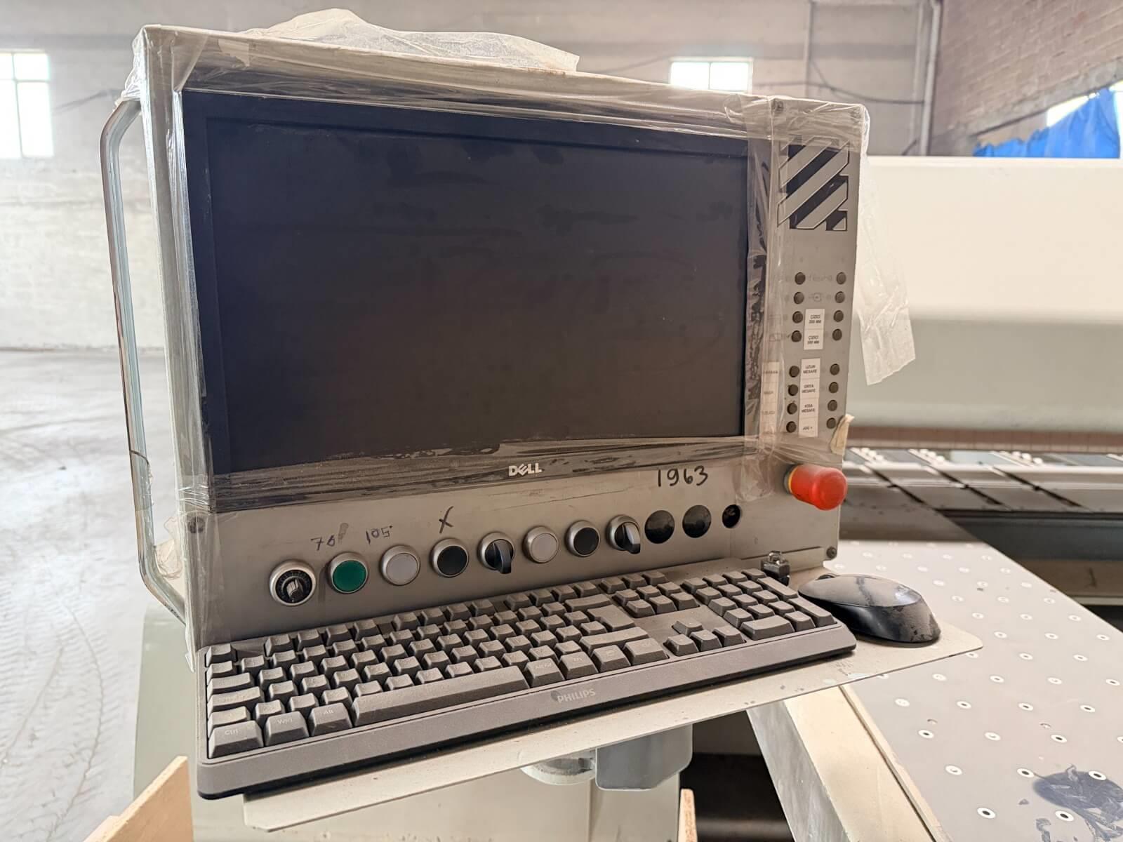 Biesse EBT 120 L Yandan Arkadan Yüklemeli Asansörlü Panel Ebatlama Makinesi (2005)