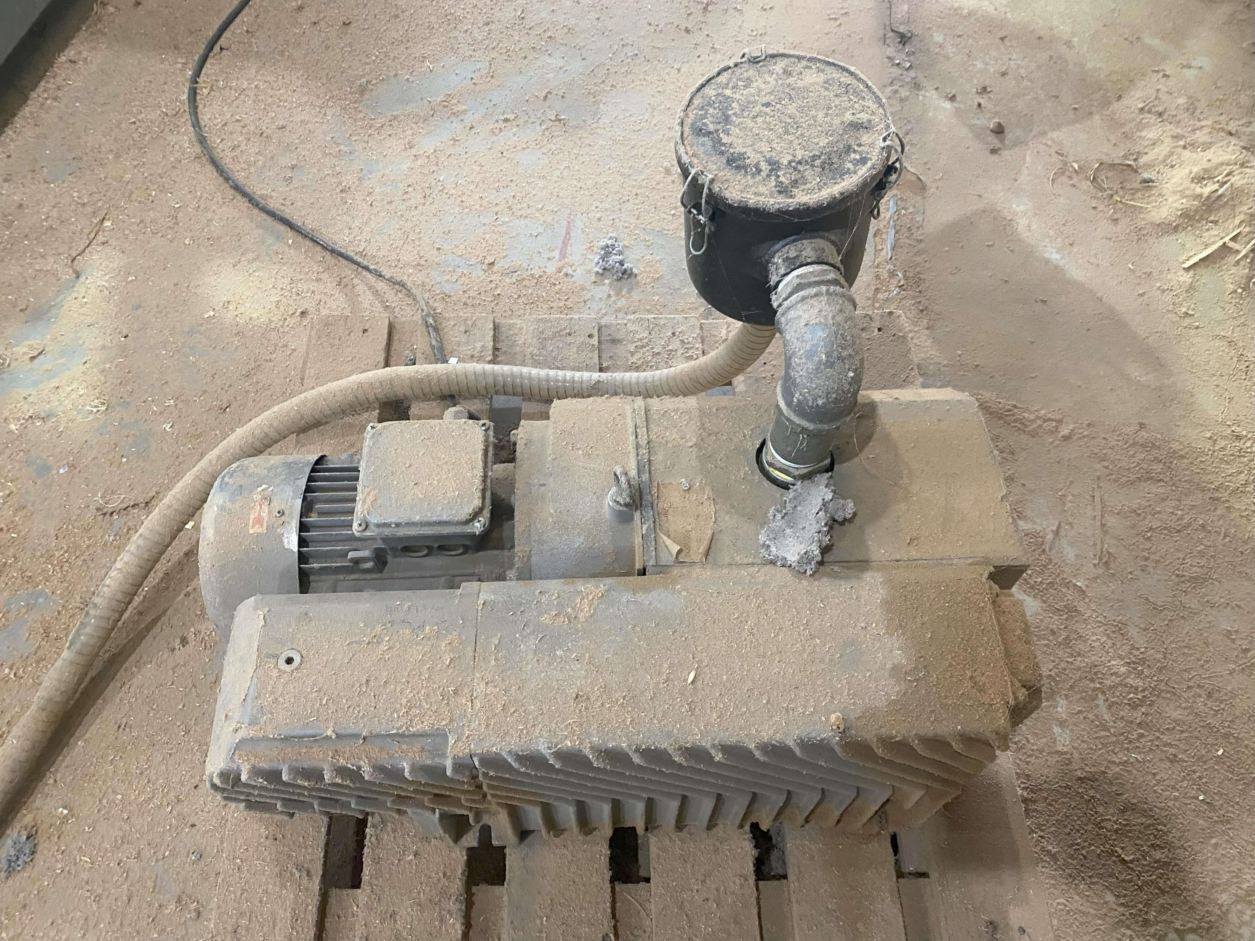 Biesse Rover K 1532 G Çift Taraflı Yatay Kapı Frezeli Cnc Makinesi (2013)