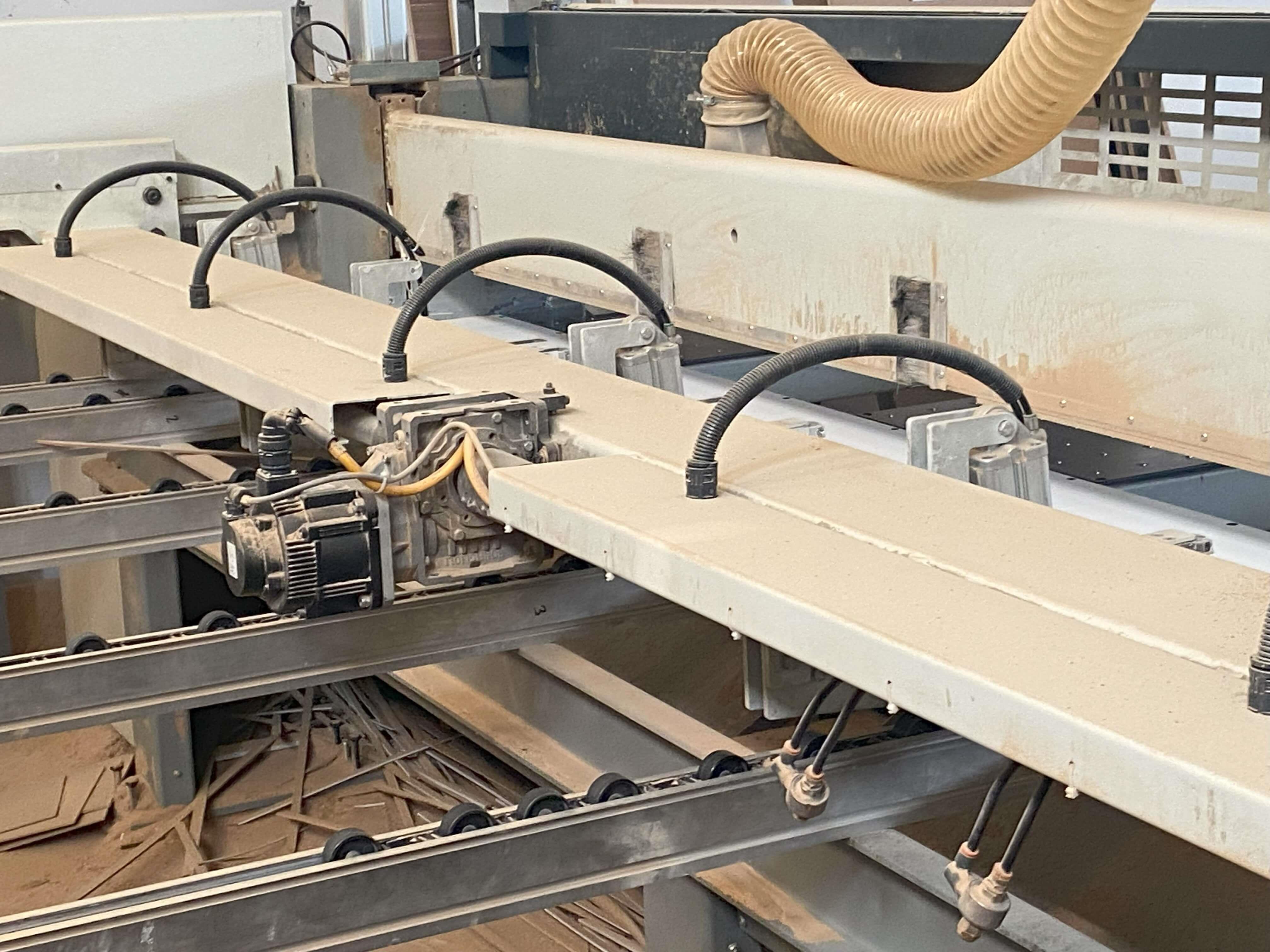 Biesse Selco Sektör 450 Önden Yüklemeli Panel Ebatlama Makinesi (2014) 