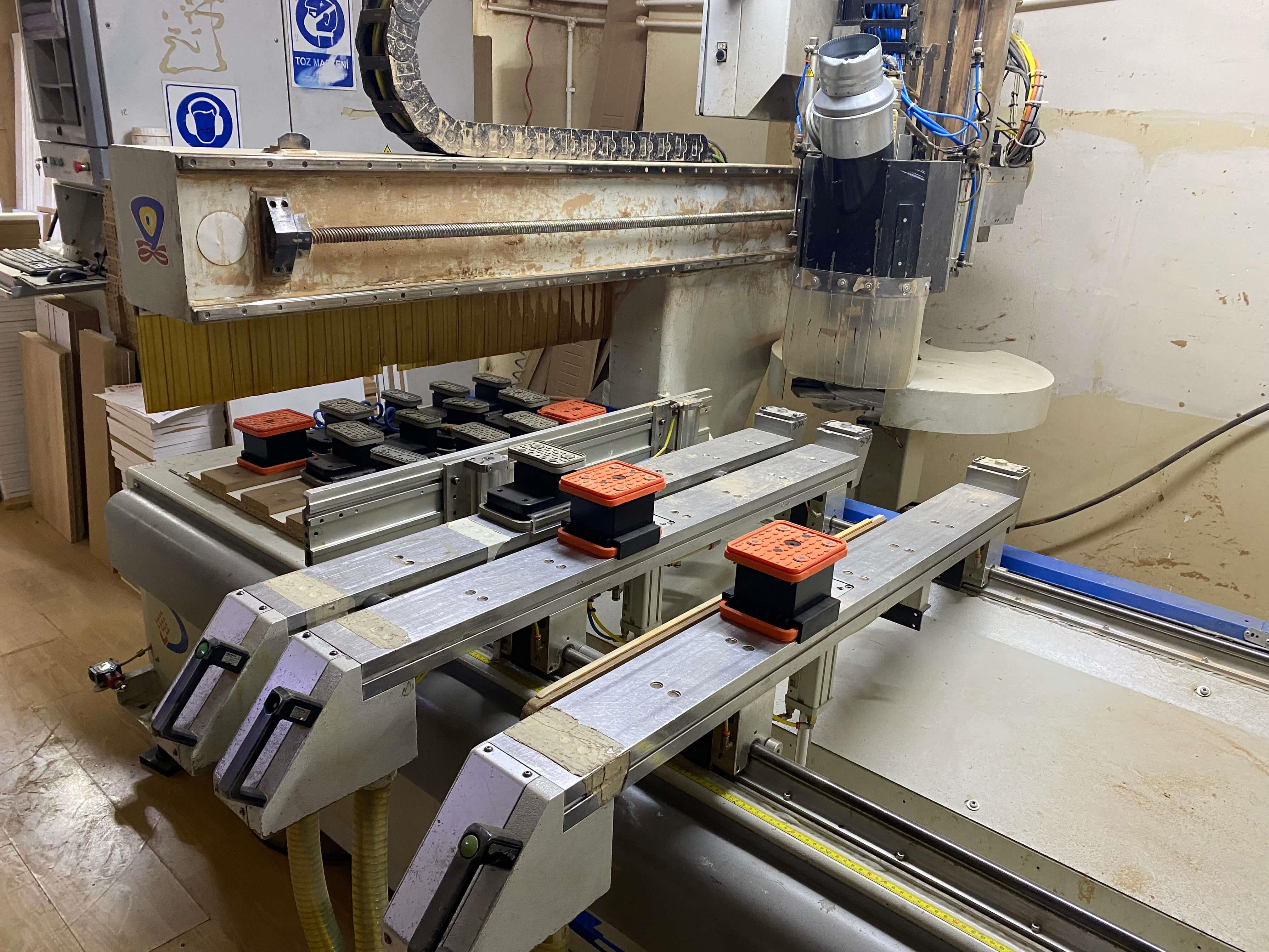 Busellato Jet 130 Cnc Makinesi (2004)