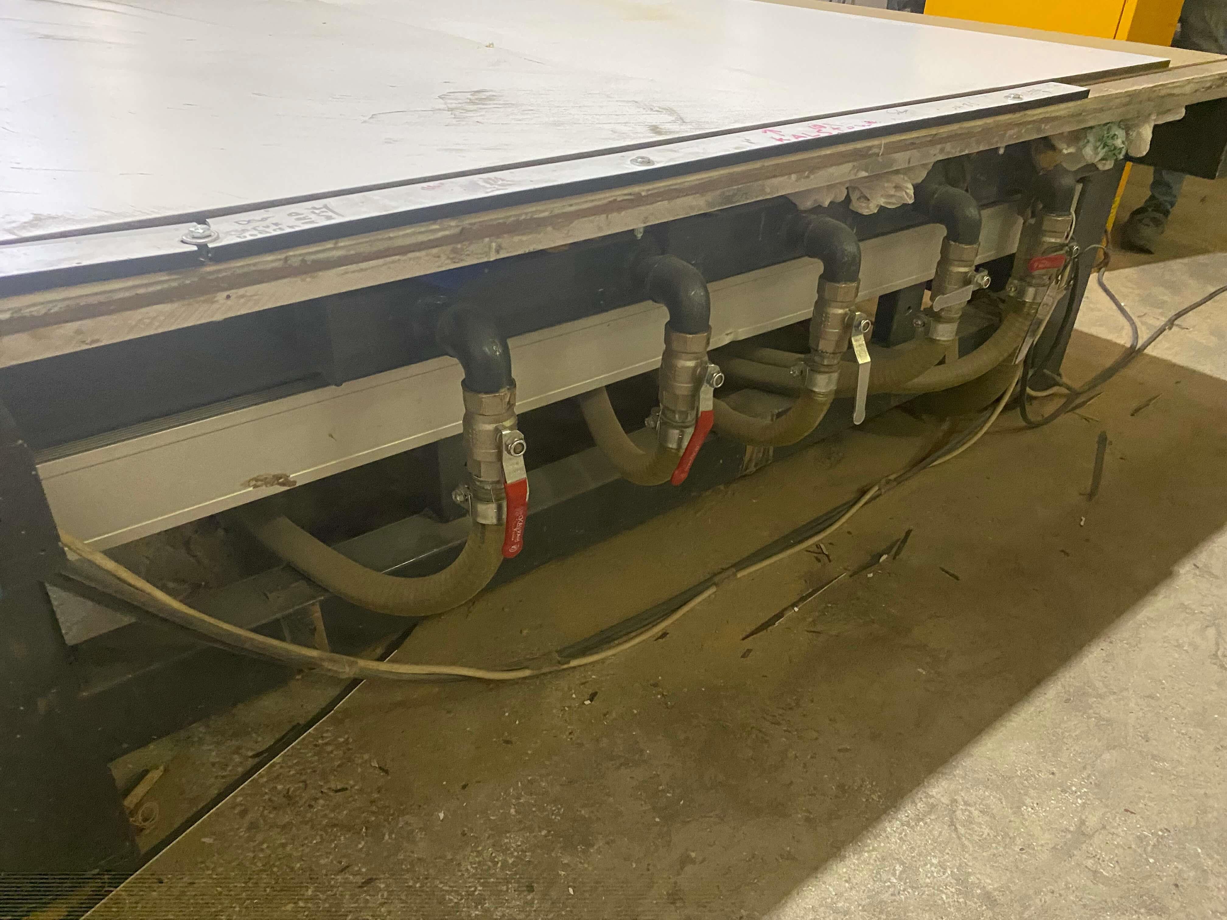 Diacam 210*400 Düz Tabla Cnc Makinesi 