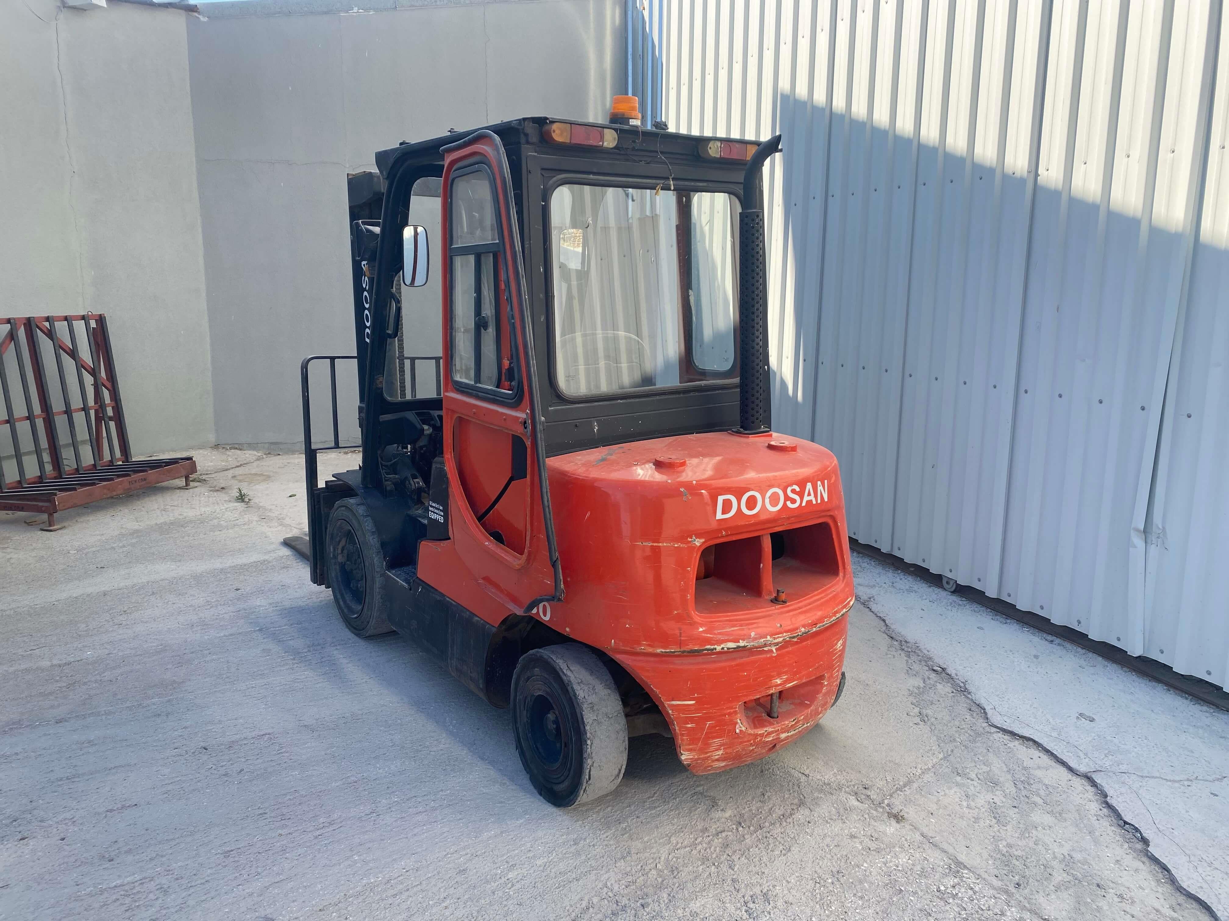 Doosan D305-3 Dizel Dublex 3 Ton Forklift (2010)