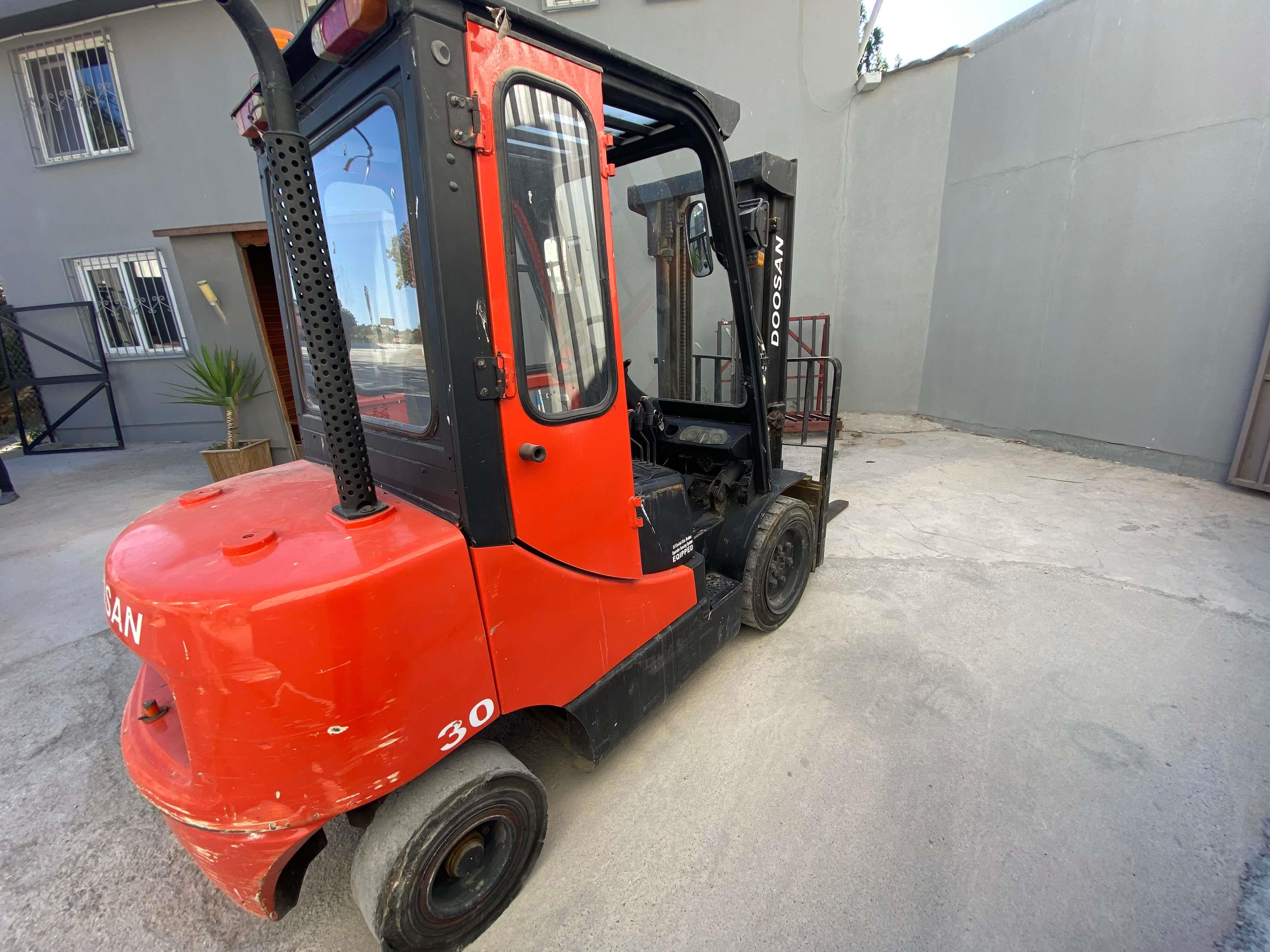 Doosan D305-3 Dizel Dublex 3 Ton Forklift (2010)