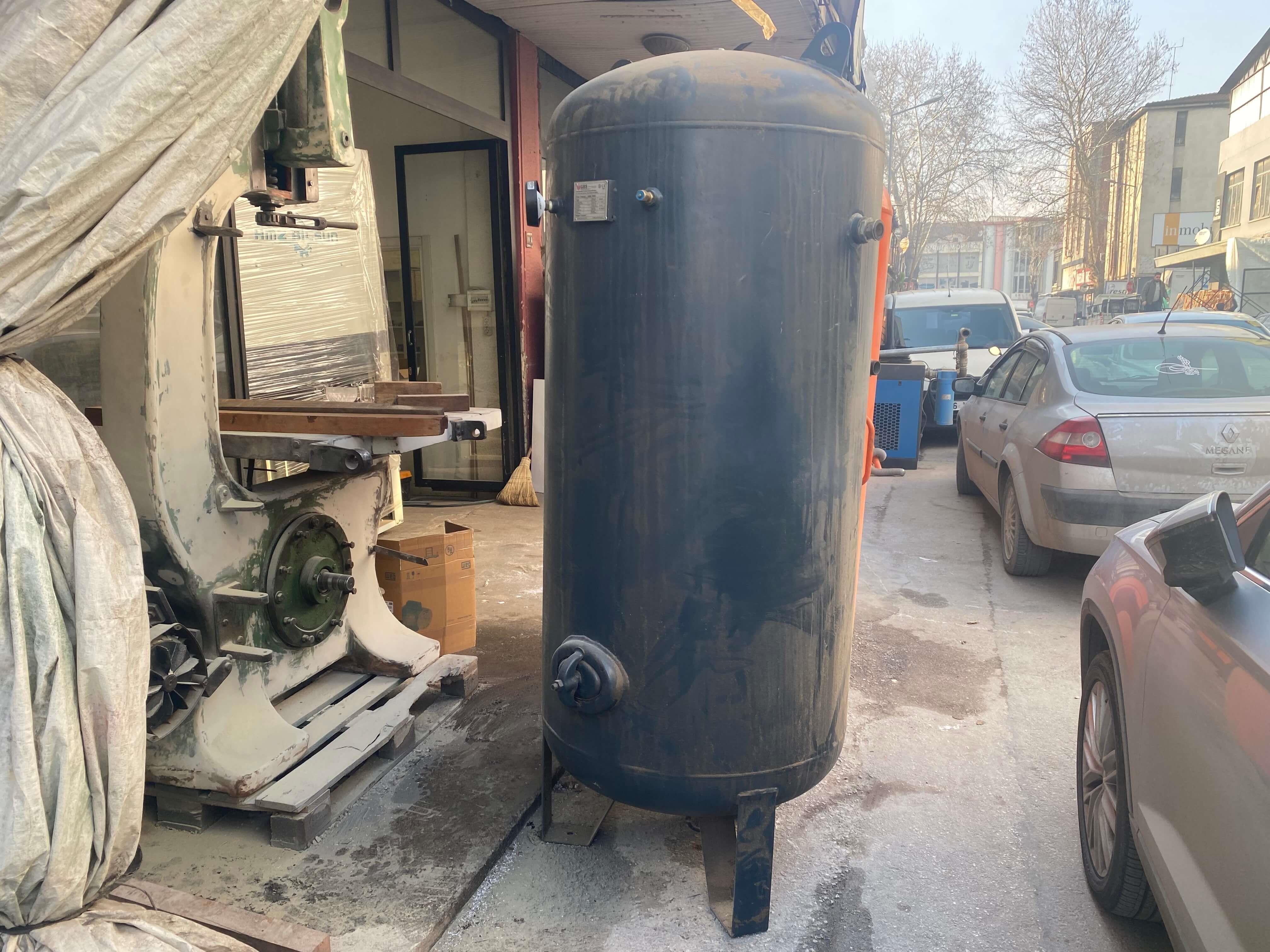 Ducomp 22 Kw/30 Hp. Kompresör, Kurutucu, Hava Tankı Takım Makine (2022)