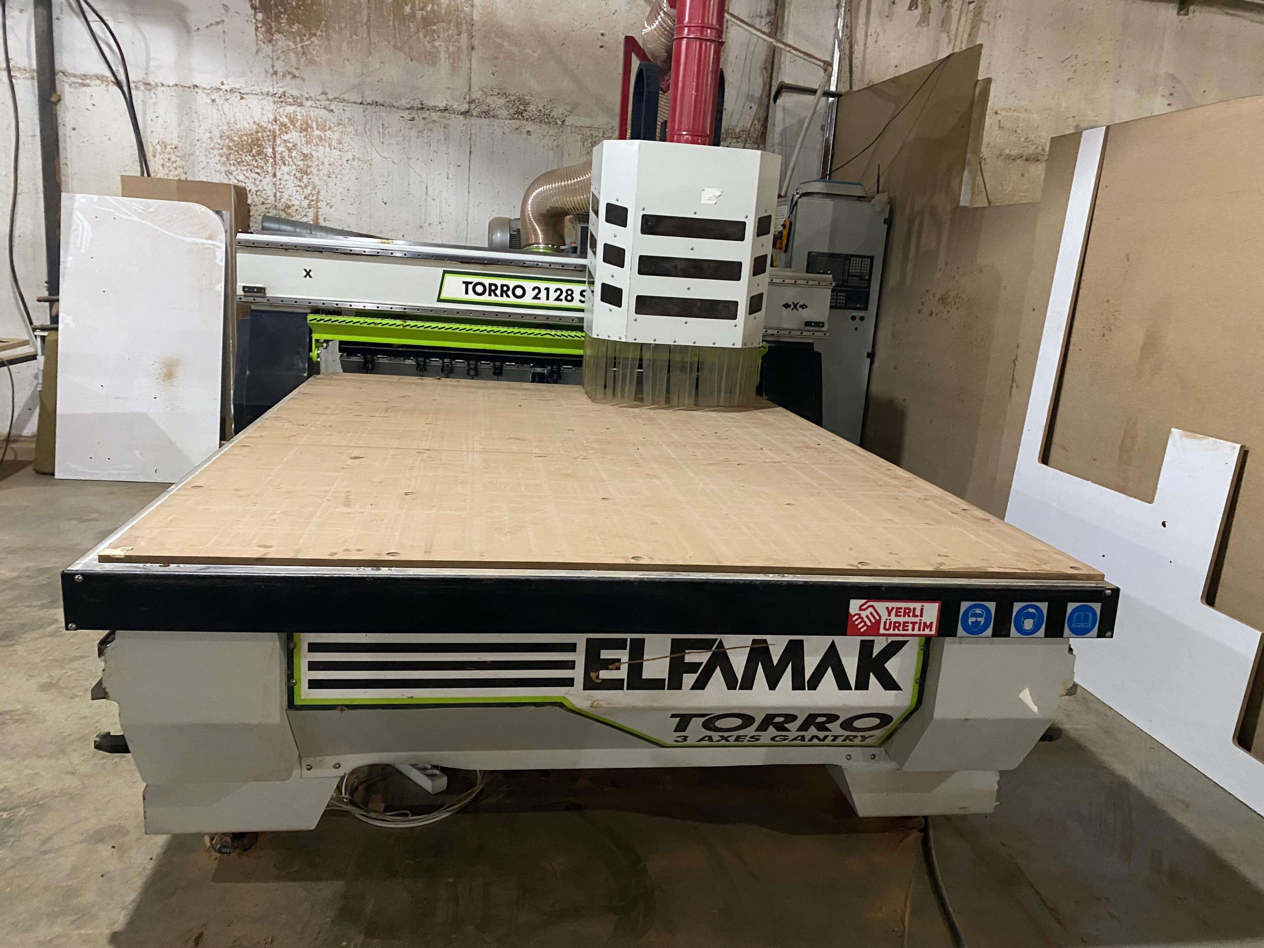 Elfamak Torro 2128 Süpürmeli Düz Tabla Cnc Makinesi (2020)