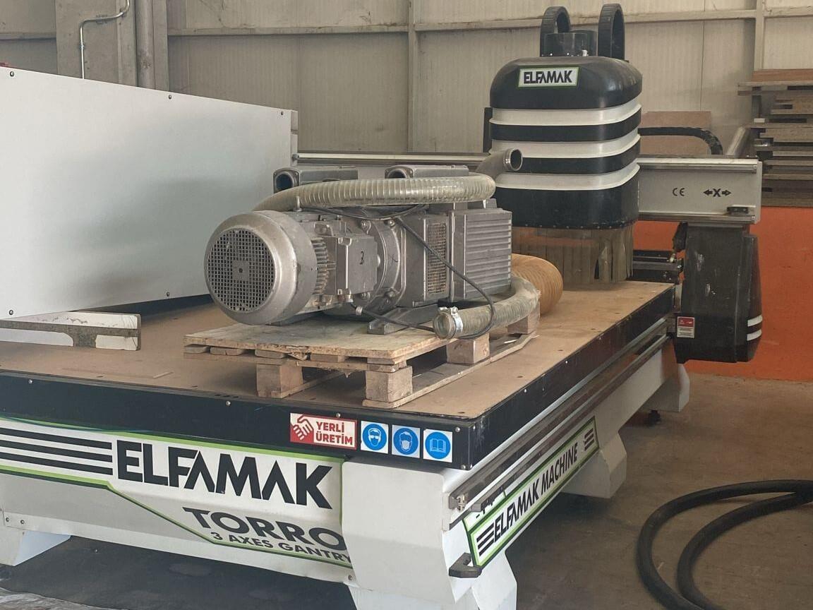 Elfamak Torro 2128 Süpürmeli Düz Tabla Cnc Makinesi (2021)