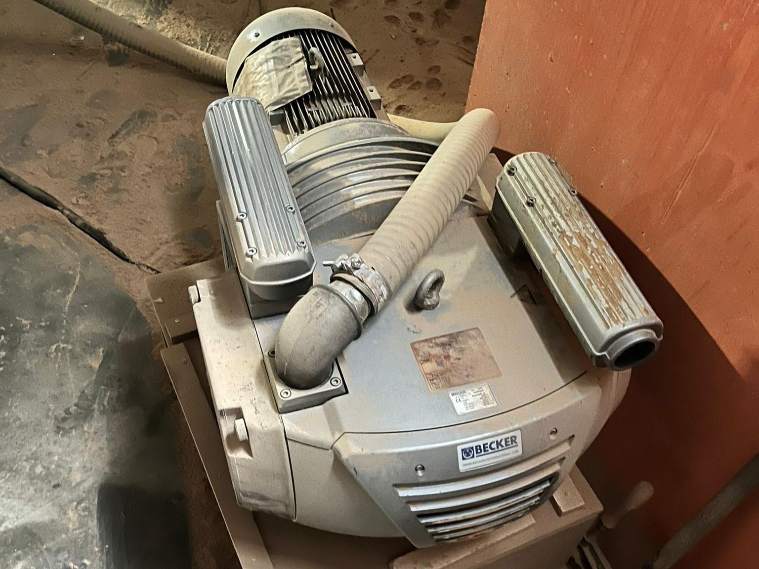 Elfemak Torro 2128 Süpürmeli Cnc Makinesi (2017)