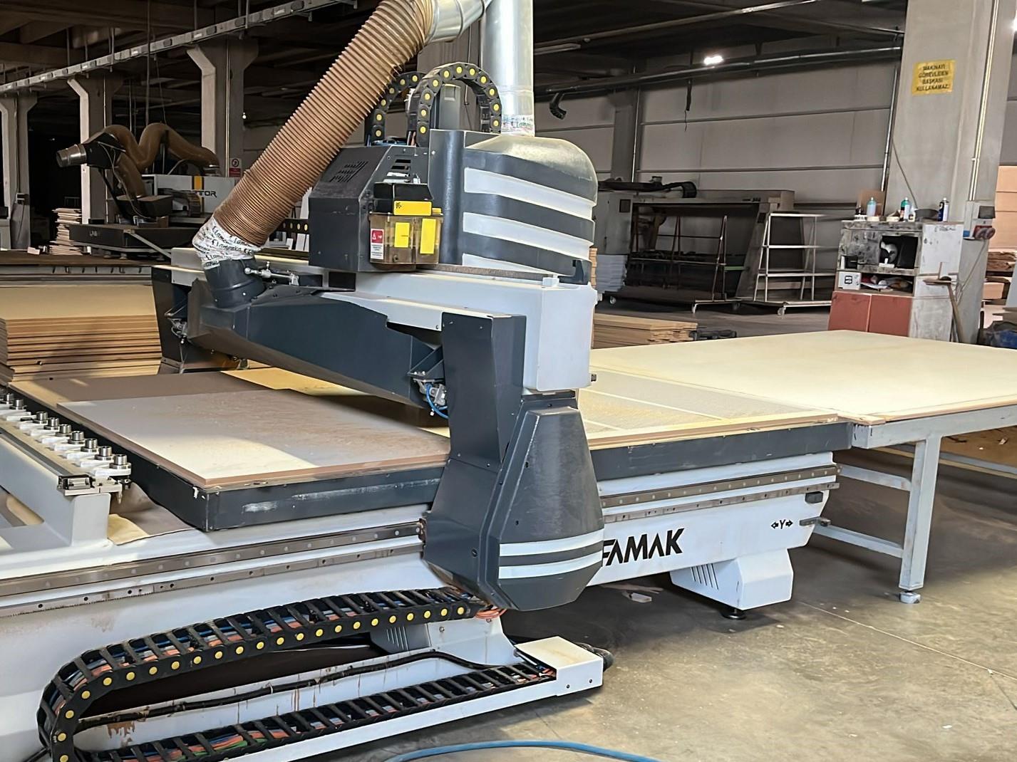 Elfemak Torro 2128 Süpürmeli Cnc Makinesi (2017)