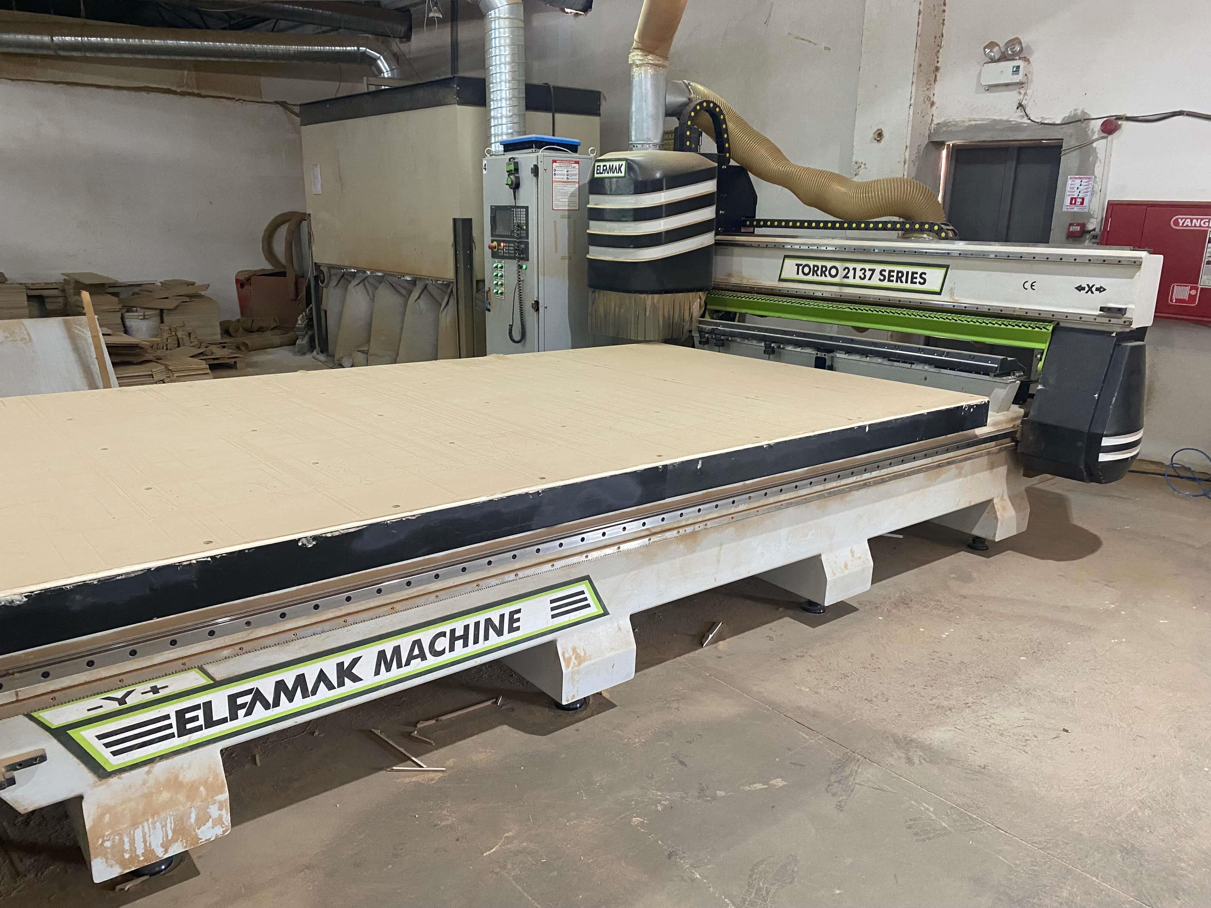 Elfemak Torro 2137 Düz Tabla Cnc Router Süpürmeli Makine (2019)