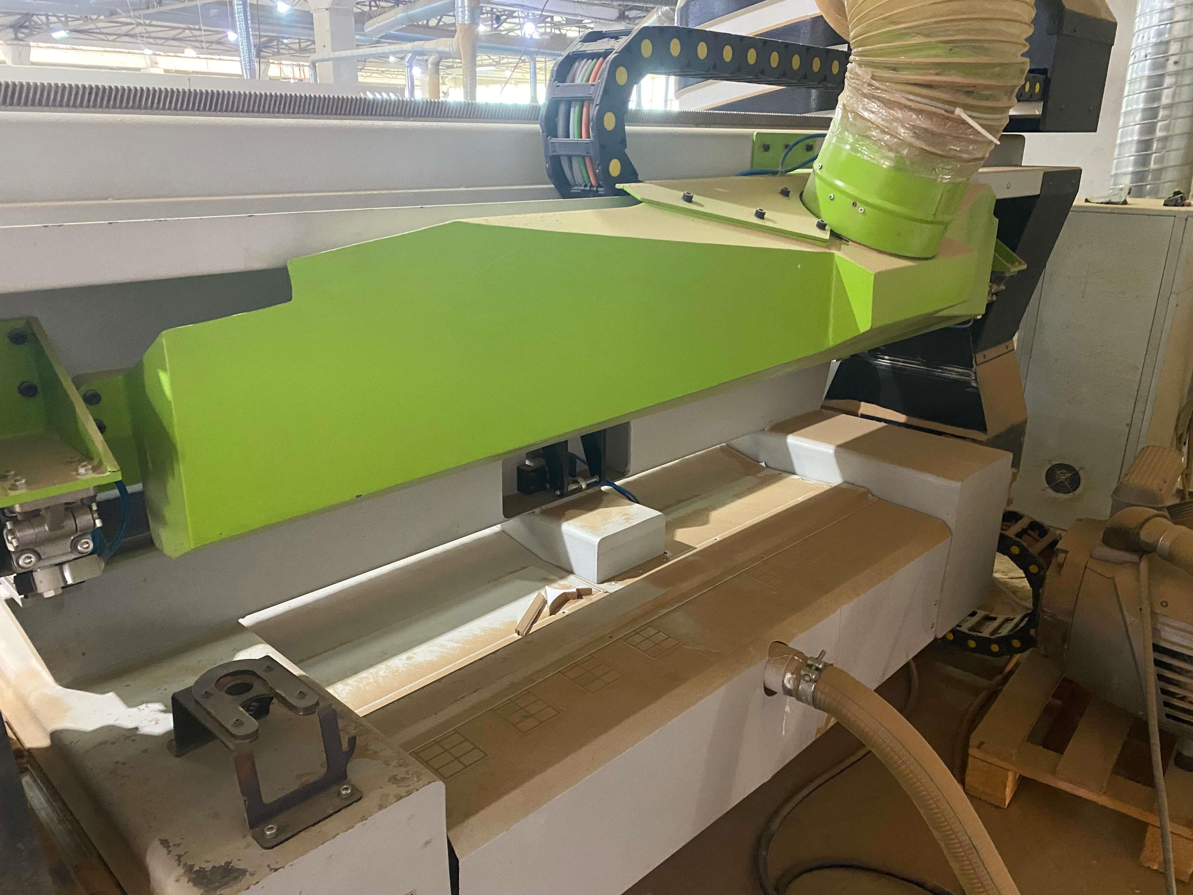 Elfemak Torro 2137 Düz Tabla Cnc Router Süpürmeli Makine (2019)