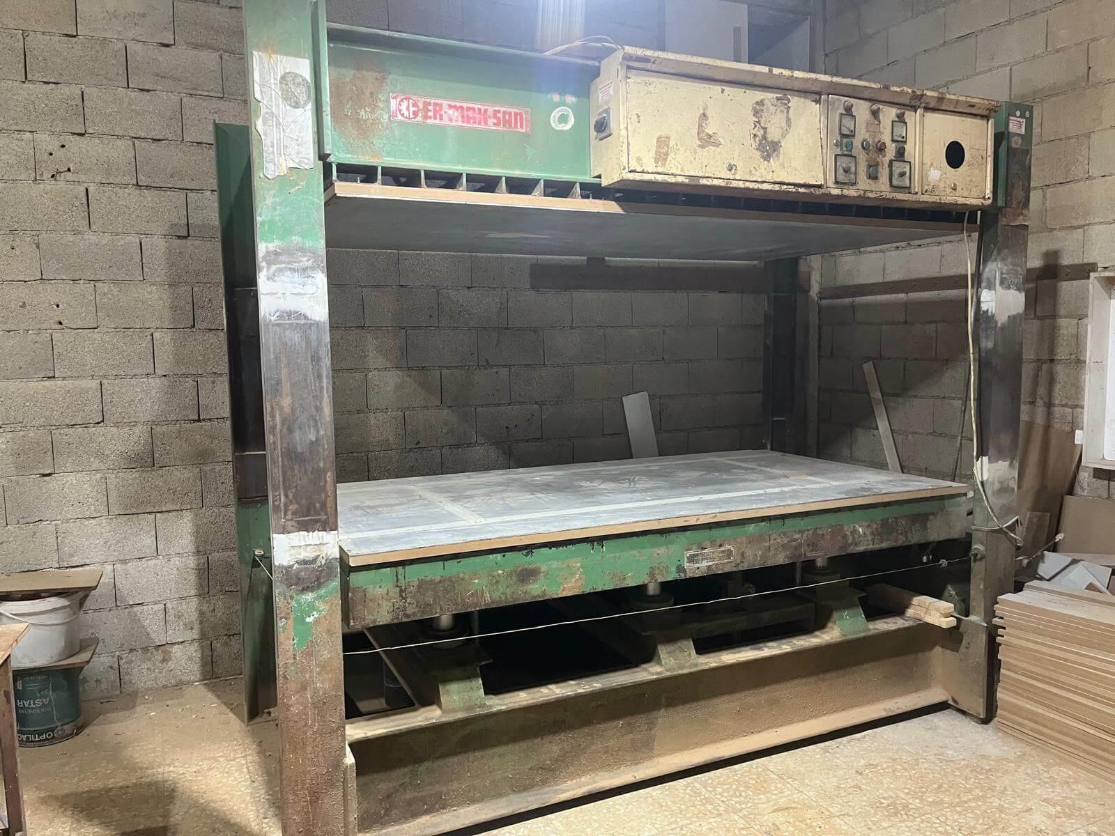 Ermaksan 130*250 Soğuk Pres Makinesi
