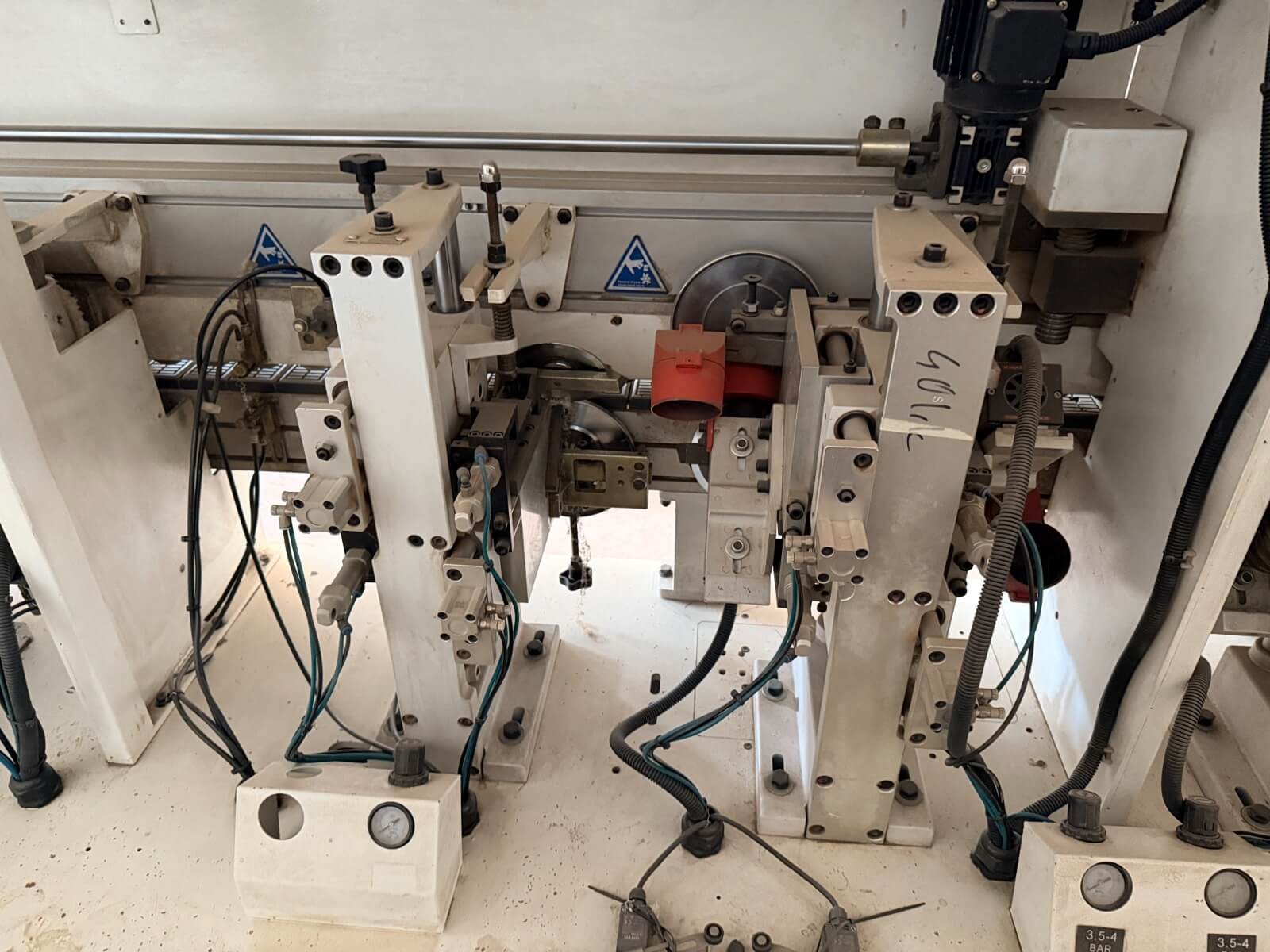 HİCAS F368HJ Kenar Bantlama Makinesi
