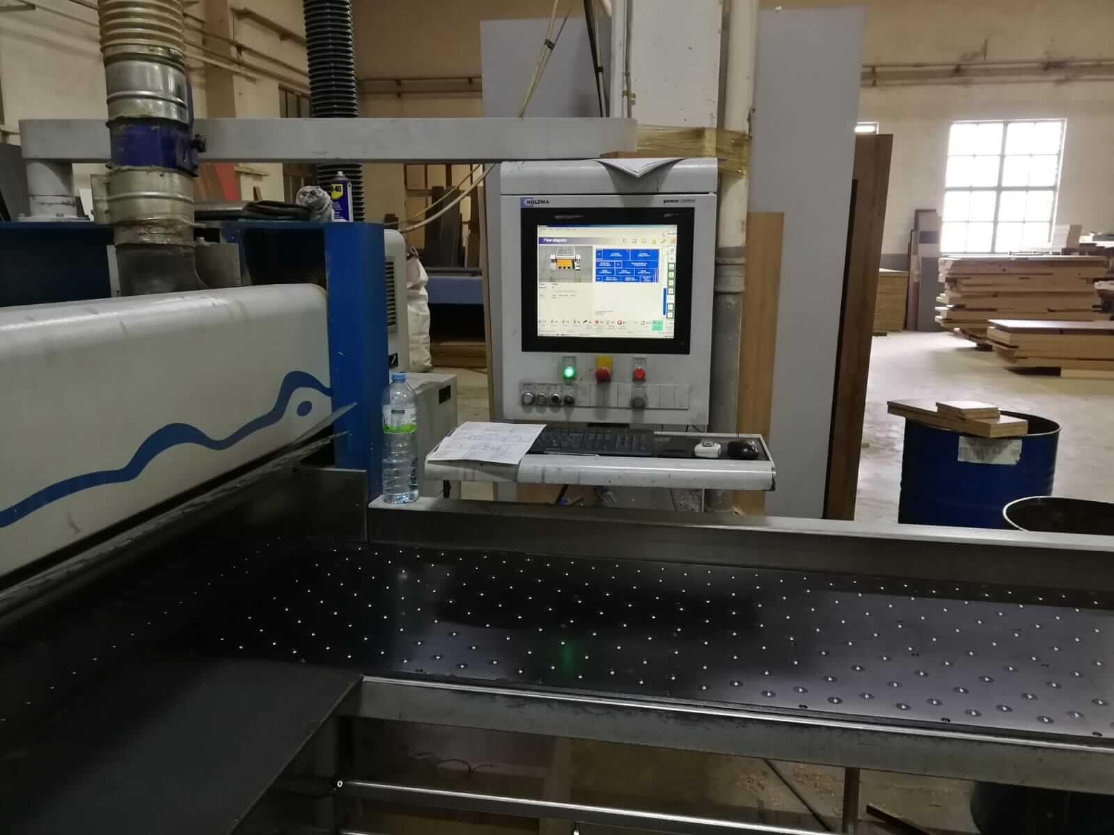 Holzma Hpp 350/43/43 Önden Yüklemeli Panel Ebatlama Makinesi (2005)