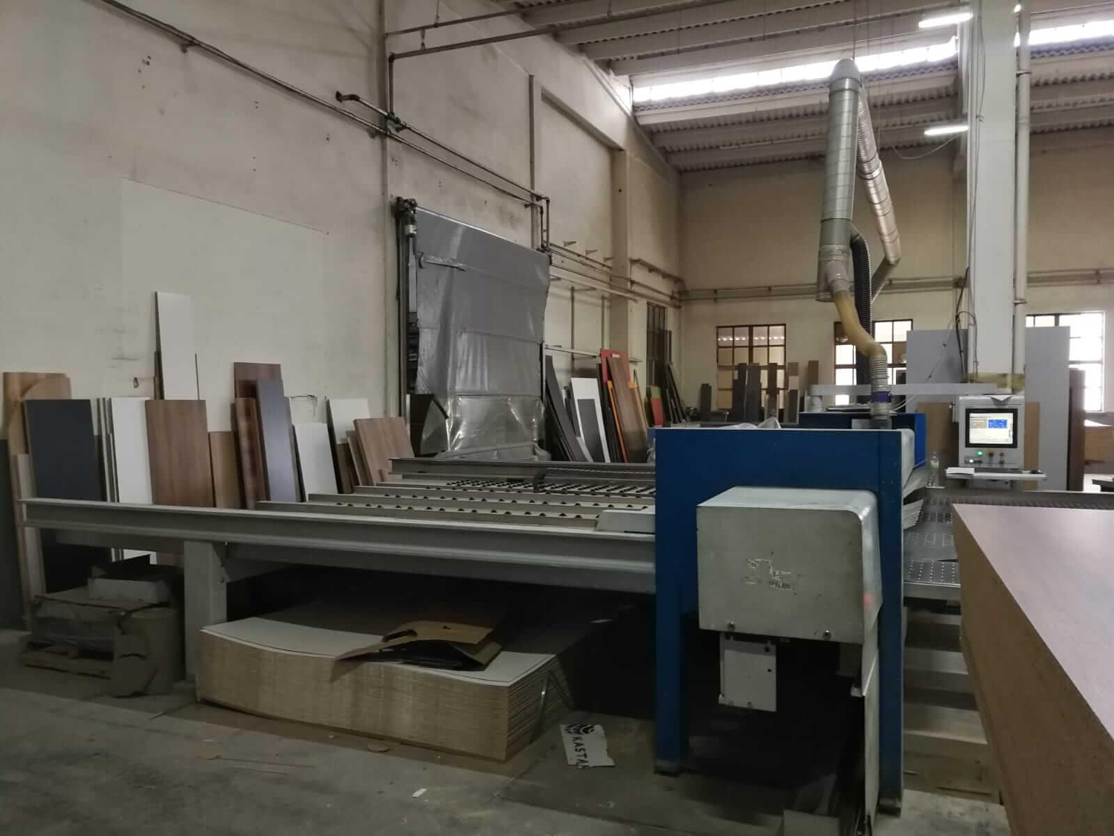 Holzma Hpp 350/43/43 Önden Yüklemeli Panel Ebatlama Makinesi (2005)