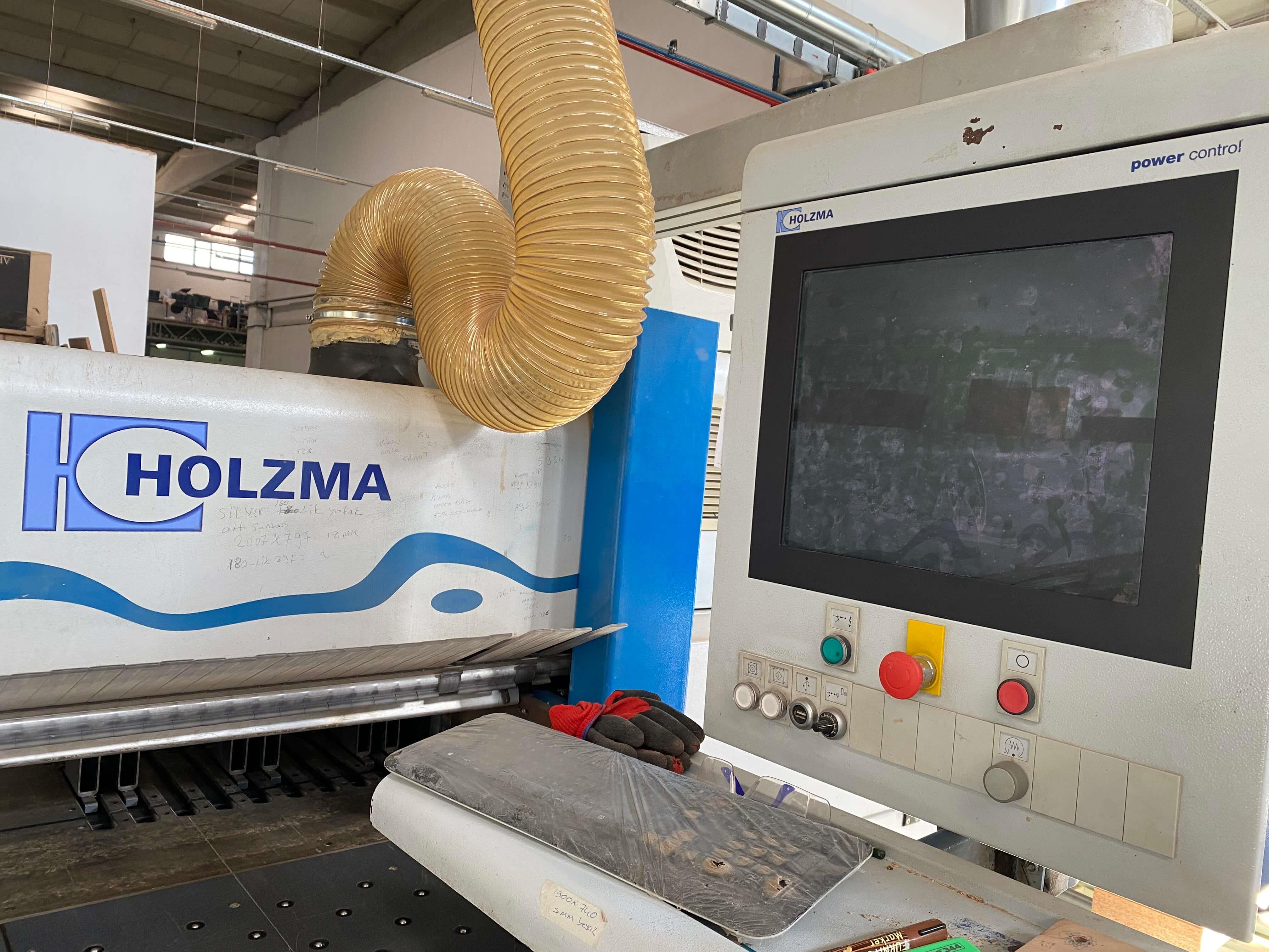 Holzma Optimat Hpp 350 / 43 / 43 Önden Yüklemeli Panel Ebatlama Makinesi (2005) 