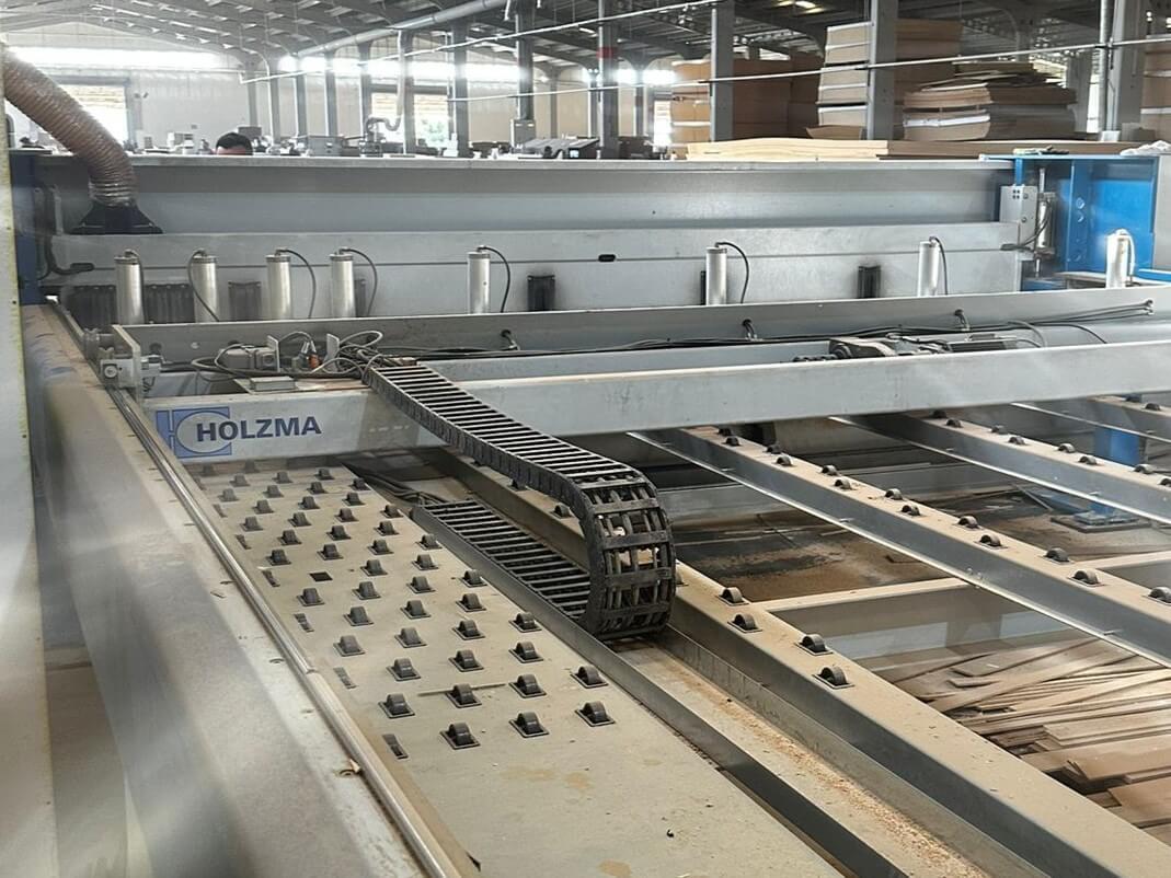 Holzma Optimat Hpp 380 / 43 / 43 Önden Yüklemeli Panel Ebatlama Makinesi (2006) 