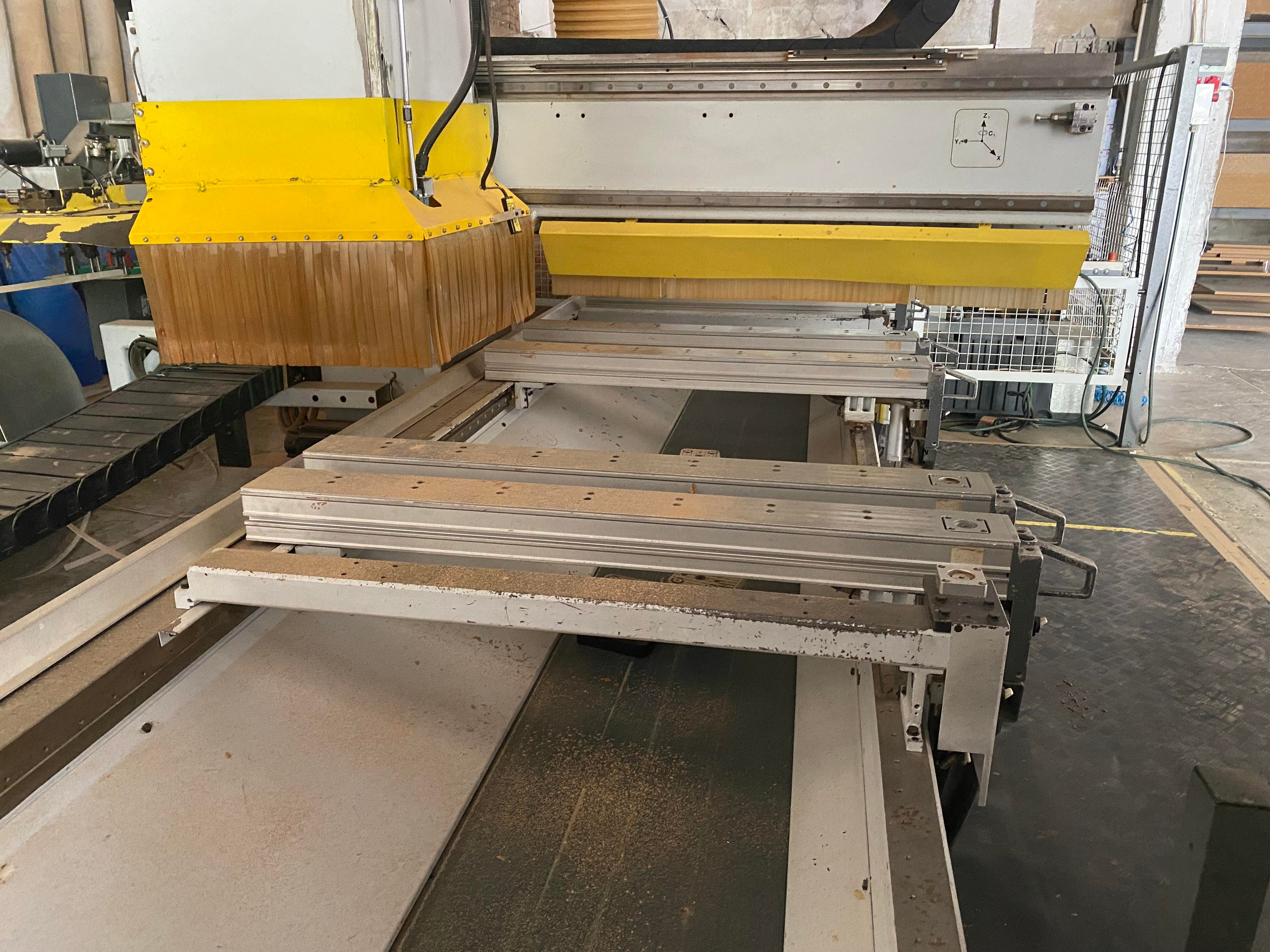 Homag Baz 32/30/K Eğri Kenar Yapıştırmalı Cnc Makinesi (1999)