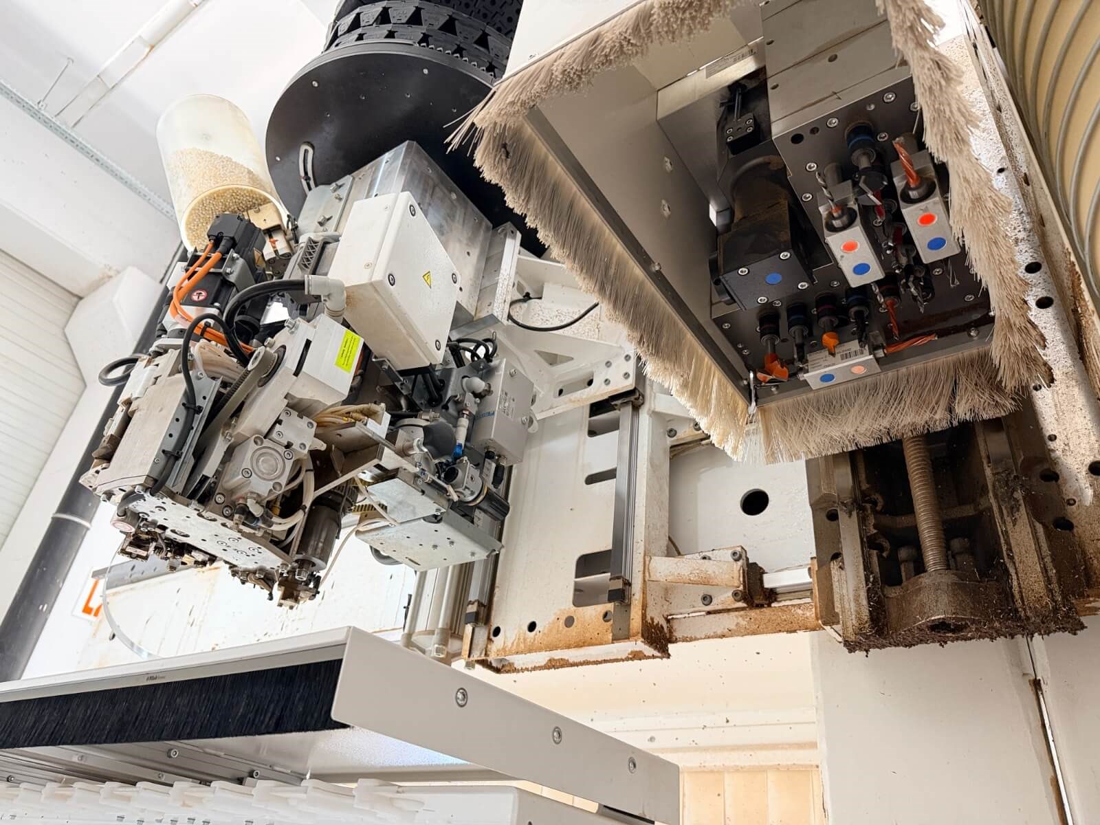 HOMAG Centateq E - 310 Venture BMG 310 /33/16/V/N/K Eğri Kenar Cnc Makinesi (2022)