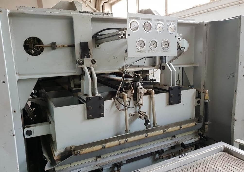 Homag Friz MFP 20/Mt/15/28 2 Tabla Balon Membran Pres Makinesi (2001)