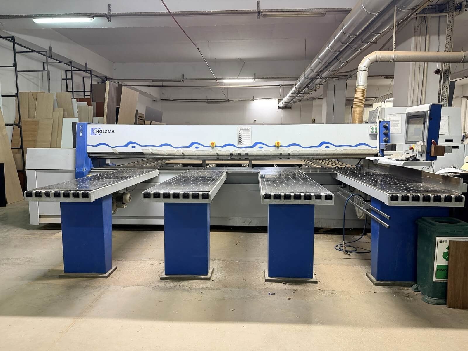 HOMAG Holzma Hpl 11 43/22 Asansörlü Arkadan Yüklemeli Panel Ebatlama Makinesi (2007)