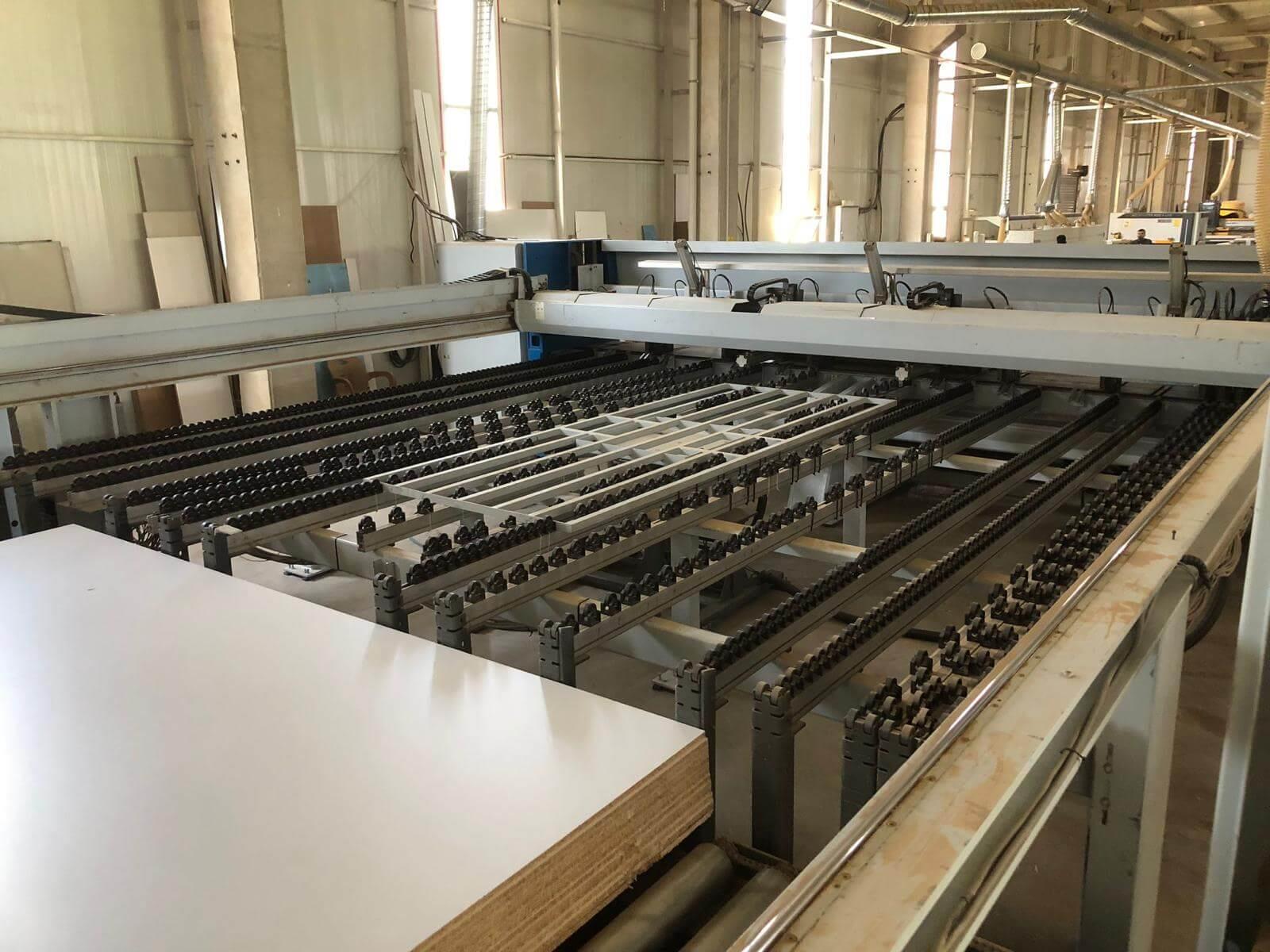 Homag Holzma Hpl 510/56/43 Asansörlü Panel Ebatlama Makinesi (2006) 