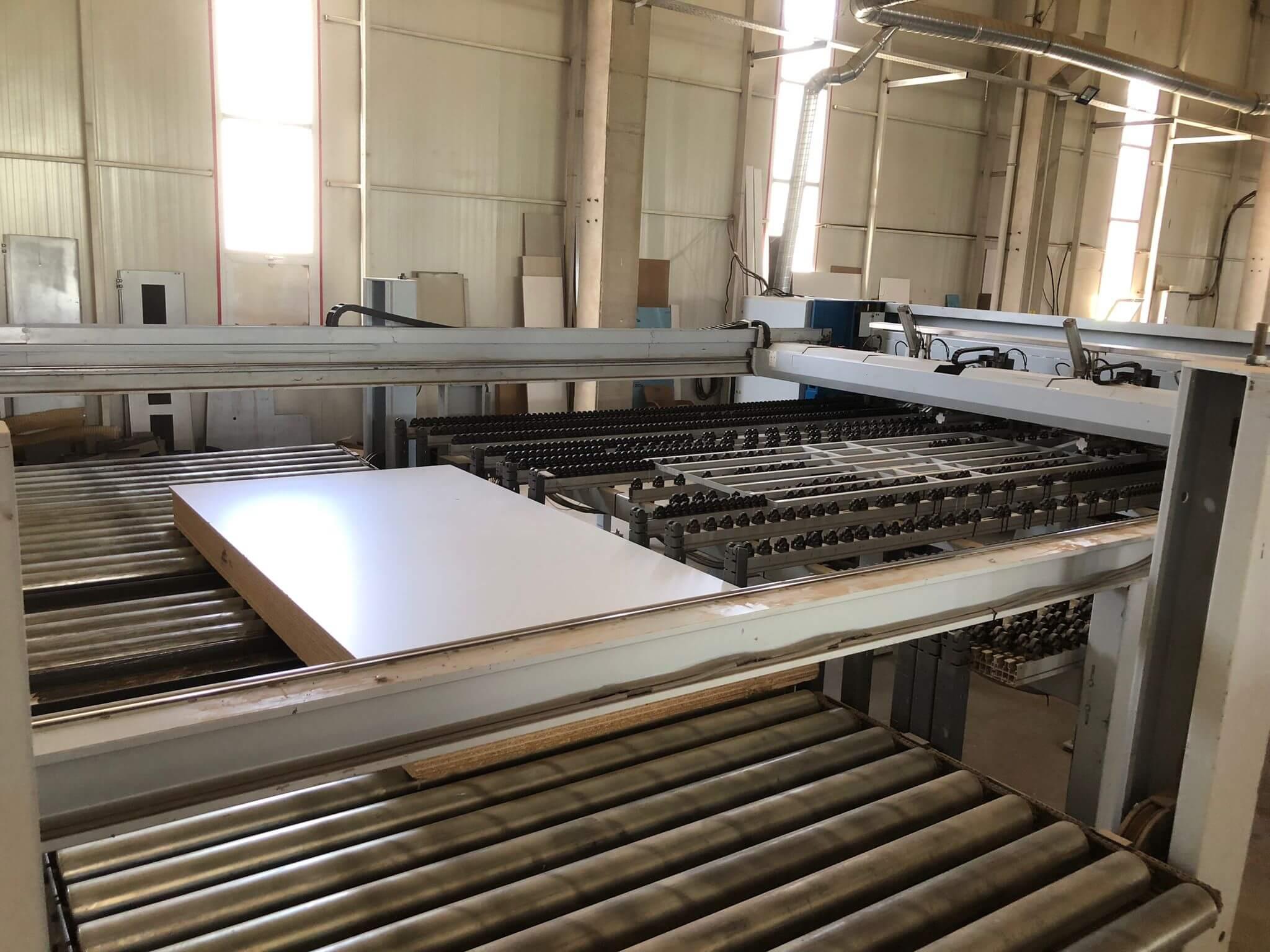 Homag Holzma Hpl 510/56/43 Asansörlü Panel Ebatlama Makinesi (2006) 