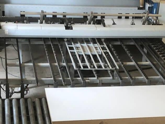 Homag Holzma Hpl 510/56/43 Asansörlü Panel Ebatlama Makinesi (2006) 