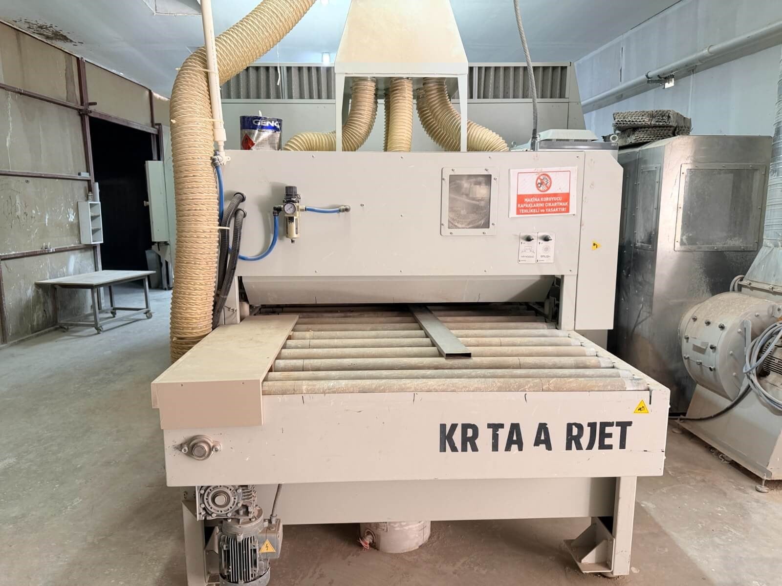 KAMA Kr Bm Cevval S UV Hat Boya Atım Makinesi (2023)