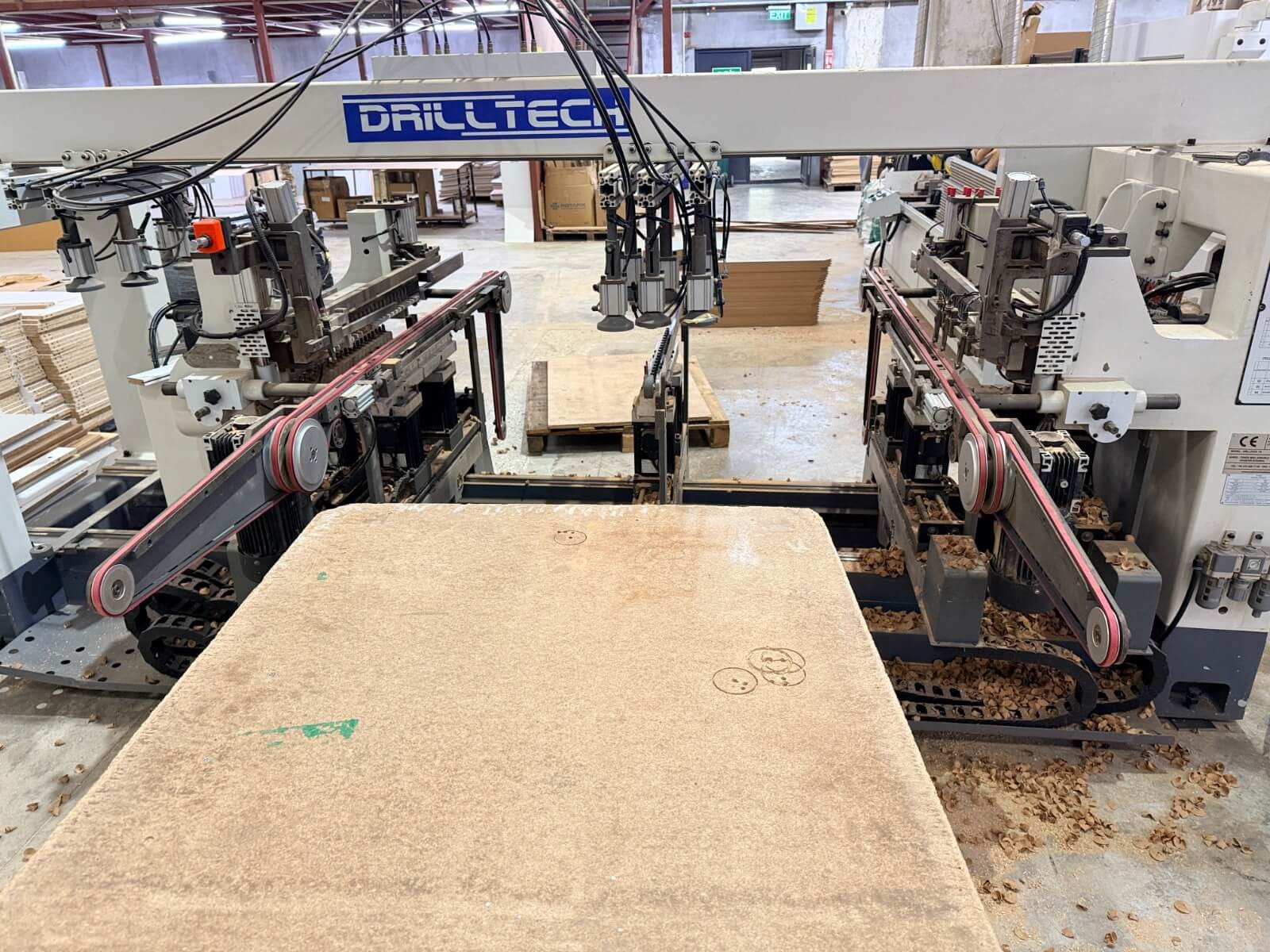 KDT DRİLLTECH 6052 5+2 Hat Tipi Çoklu Delik Makinesi (2015)