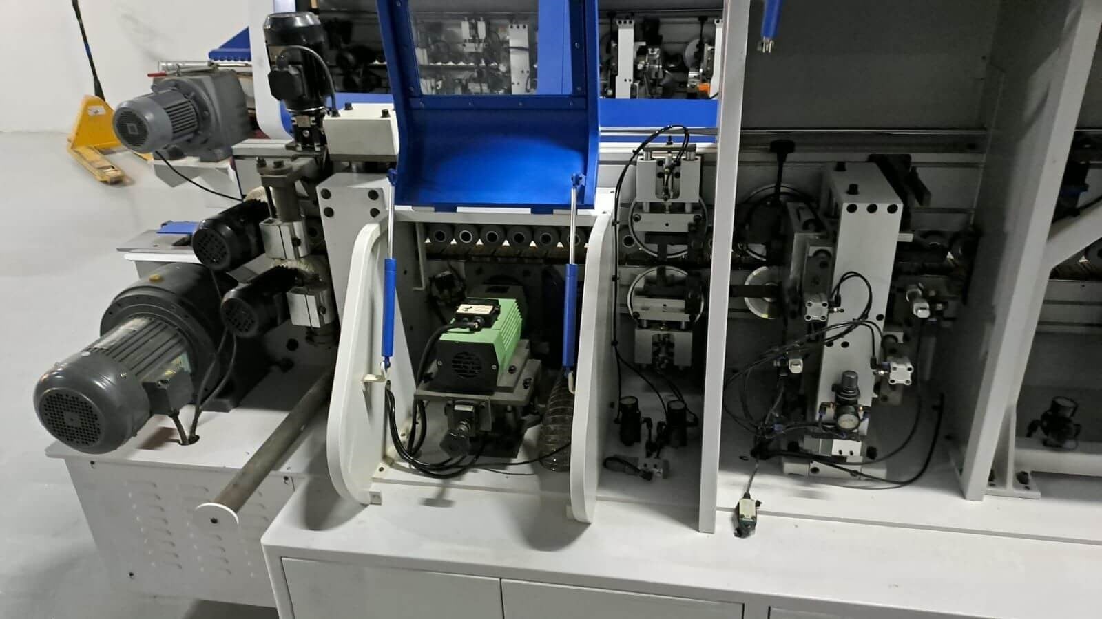 KDT Ke - 207 SG Kenar Bantlama Makinesi