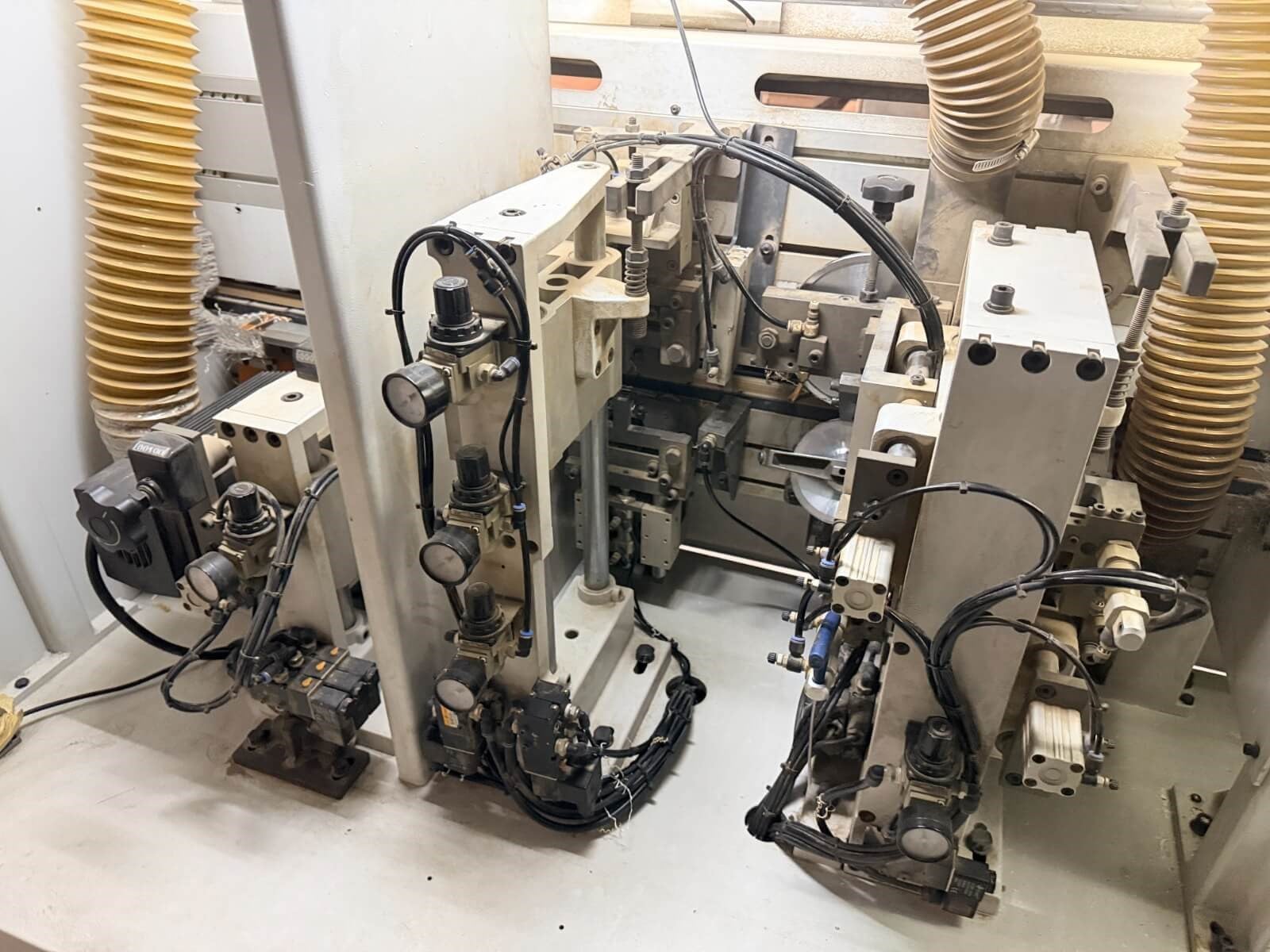 KDT KE 565 JHSA Kenar Bantlama Makinesi (2021)