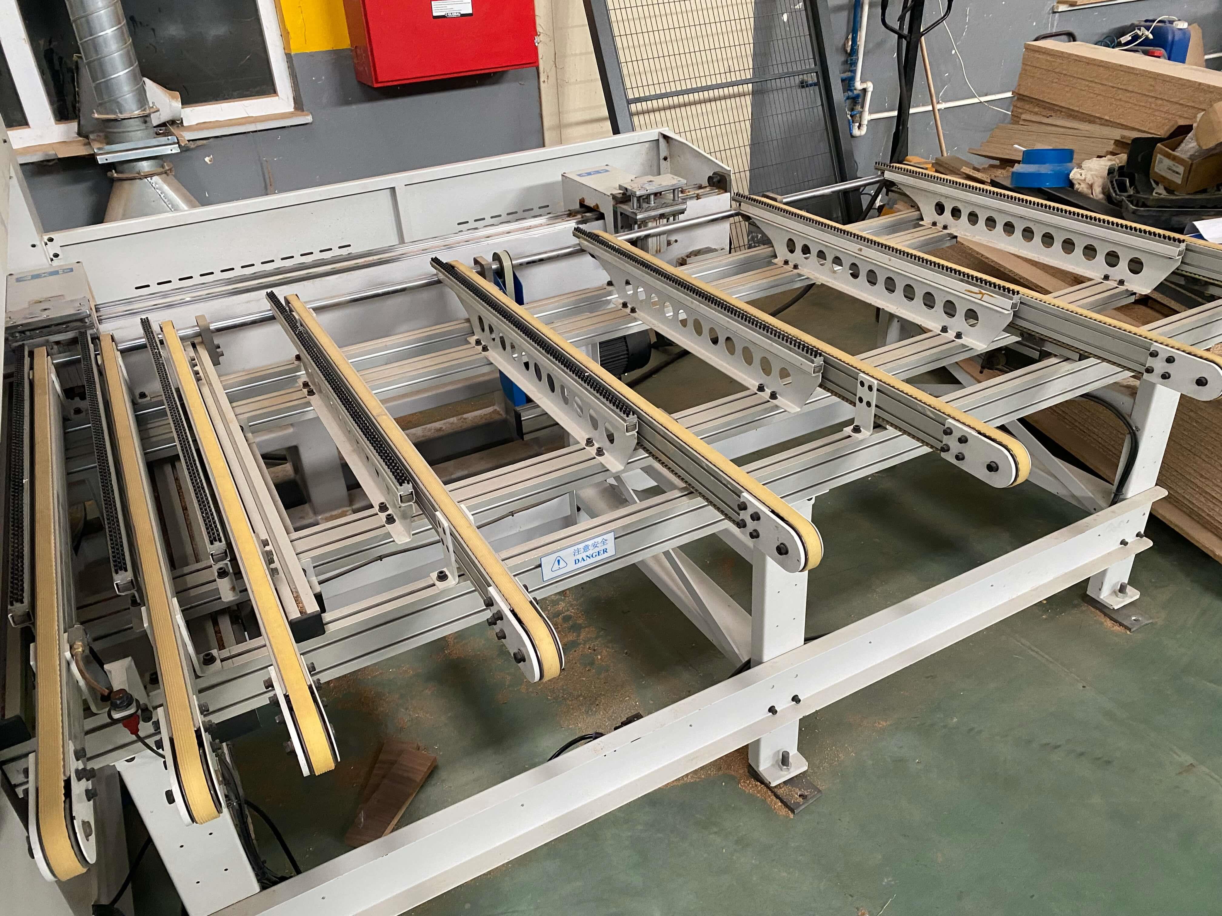 Kdt Kn 2309 D Üstten Matkap Gruplu Cnc Delik Makinesi (2017)