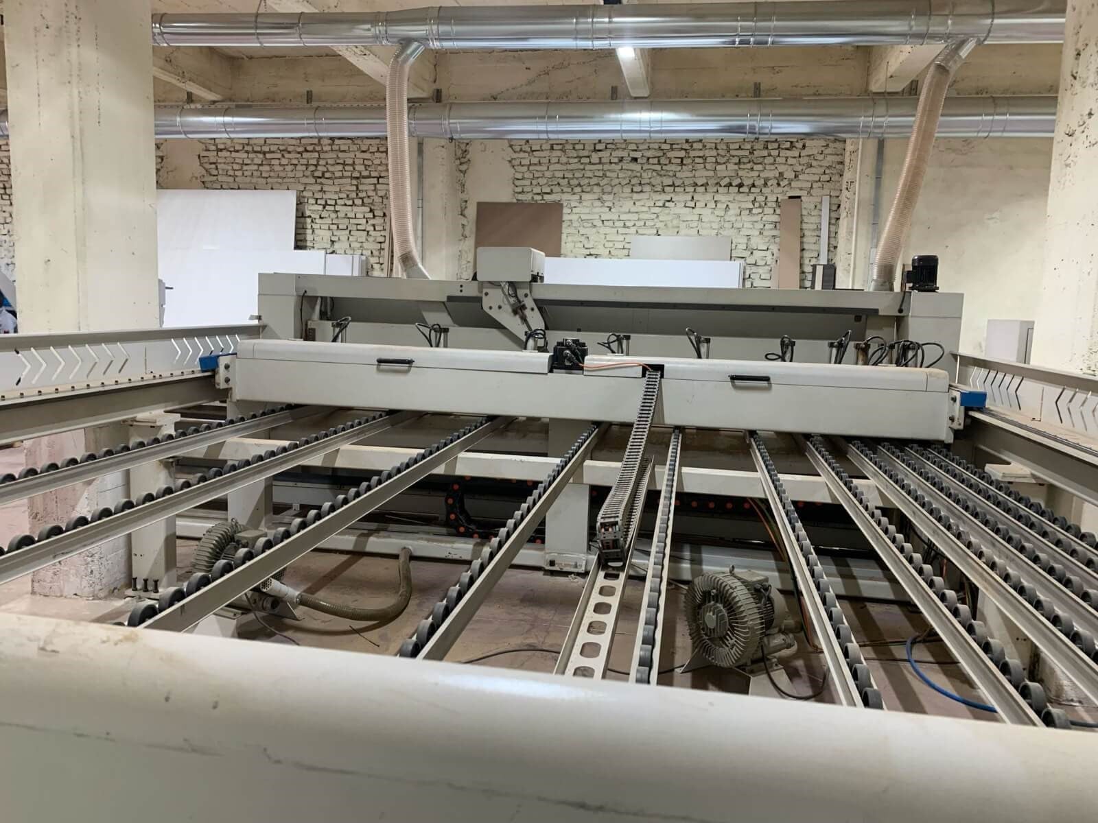 KDT Ks - 338 Önden Yüklemeli Panel Ebatlama Makinesi