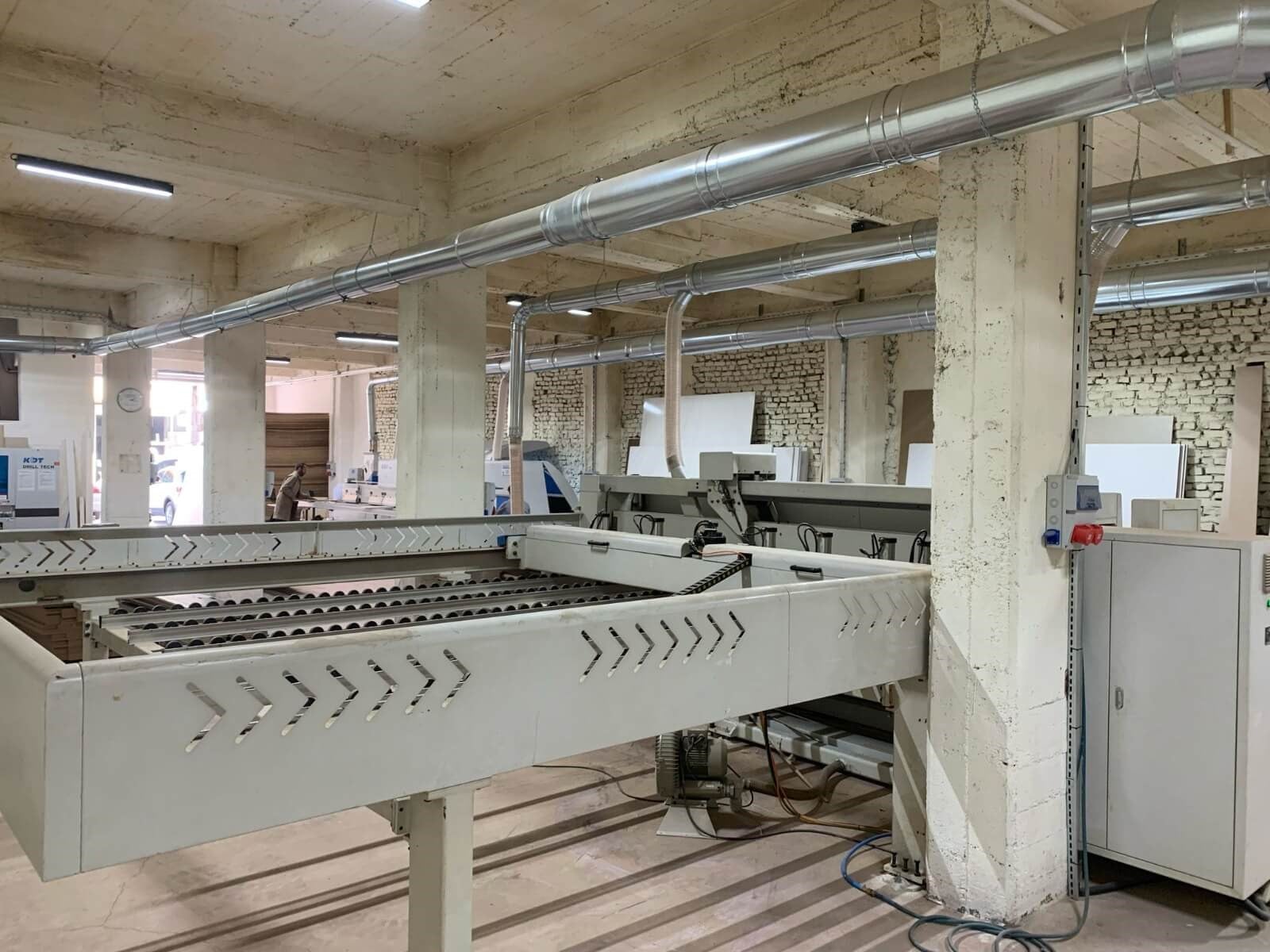 KDT Ks - 338 Önden Yüklemeli Panel Ebatlama Makinesi
