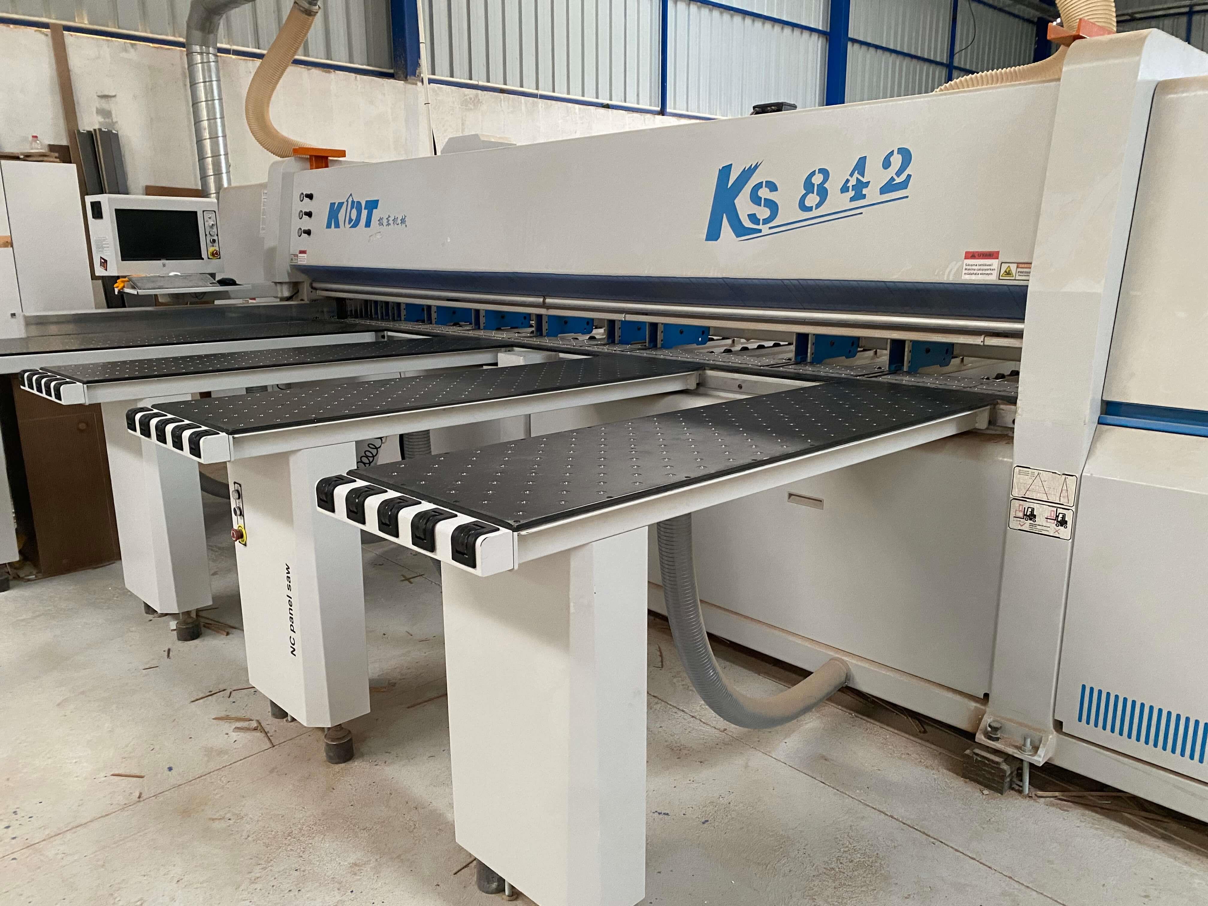 Kdt Ks 842 Cp Önden Yüklemeli Panel Ebatlama Makinesi (2022)