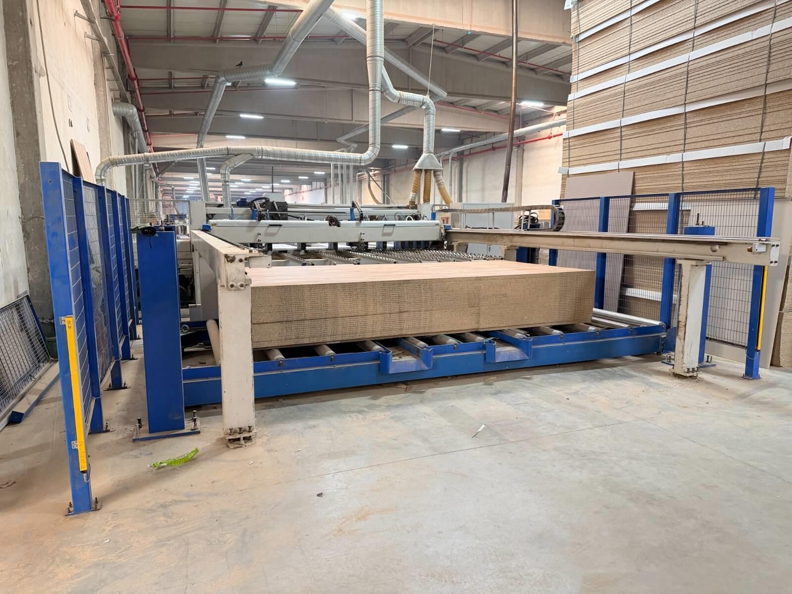 Kdt P 38 T Asansörlü Panel Ebatlama Makinesi (2014)