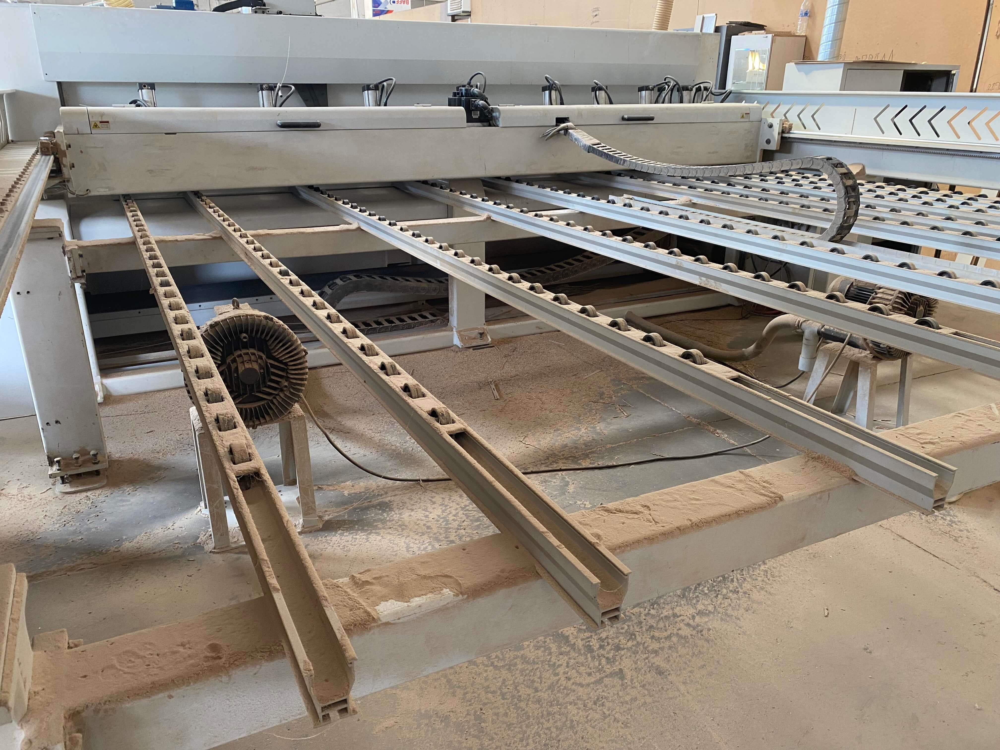 Kdt Sawtech Pr 38 Önden Yüklemeli Panel Ebatlama Makinesi (2014)