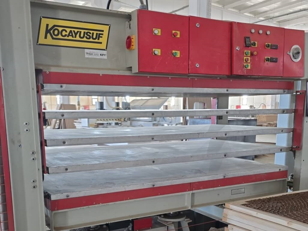KOCAYUSUF Piton 3 Ara Katlı 4 Kapılık Pres Makinesi (2021)