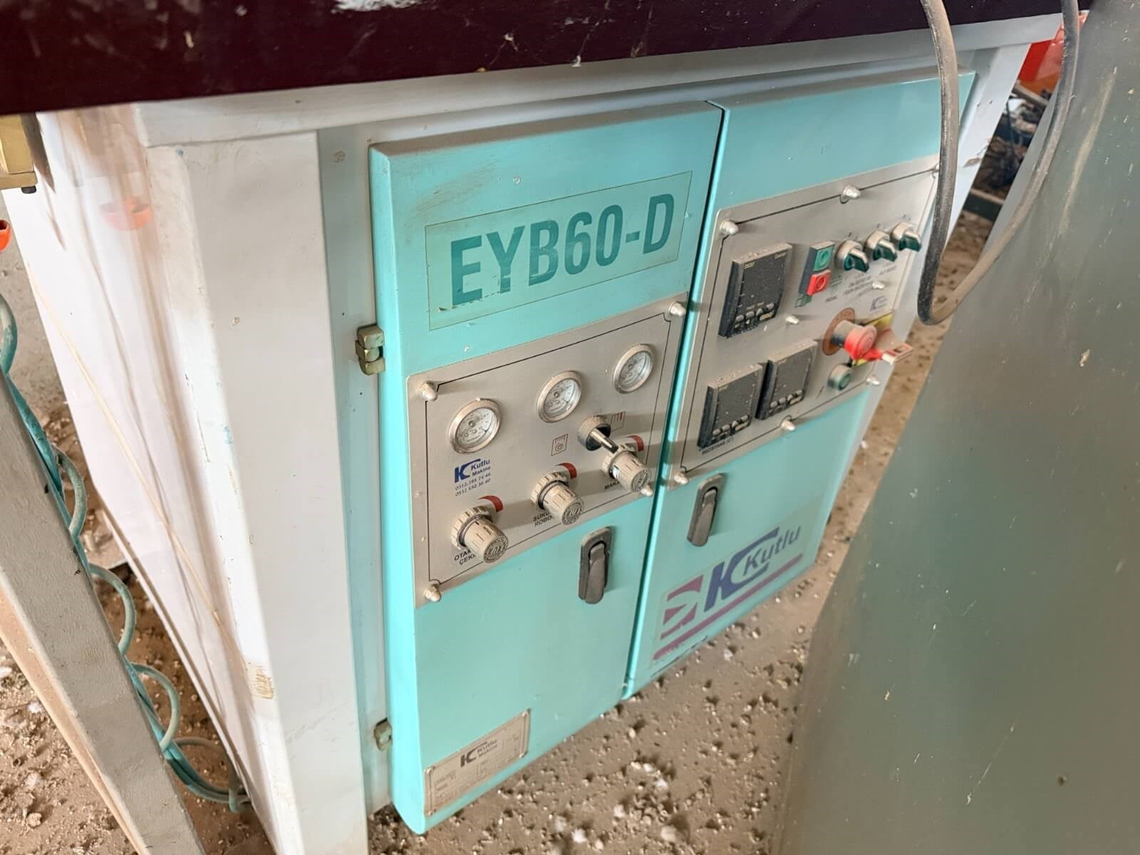 KUTLU EYB 60-D Eğri Kenar Bantlama Makinesi (Etiketsiz)