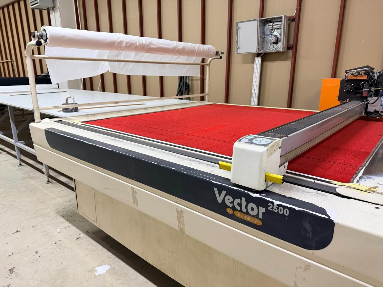 Lectra VT25FURNİTURE71 Kumaş Kesim Cnc Makinesi (2007)
