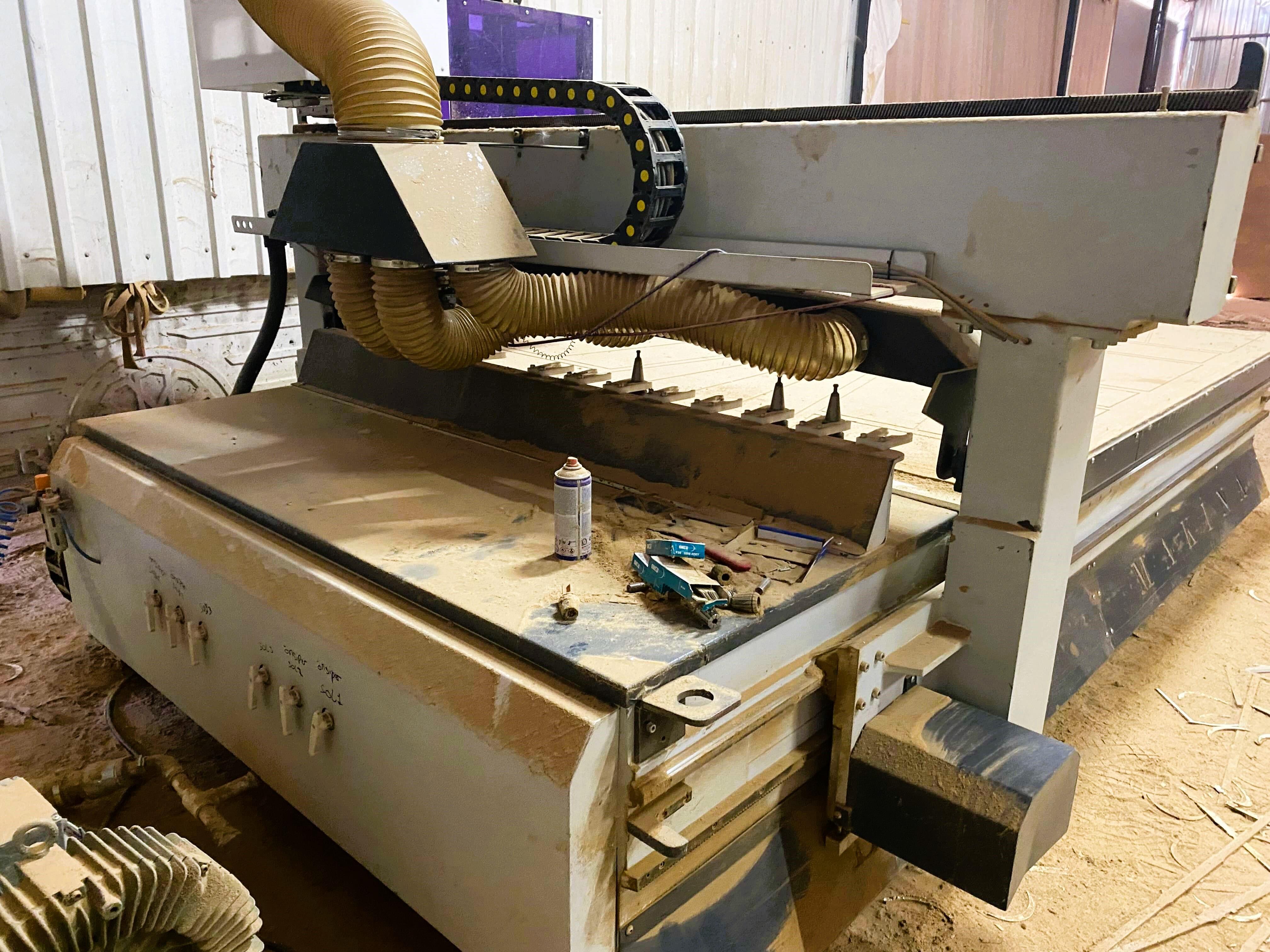 Leon Makina 2128 Düz Tabla Cnc Makinesi (2020)
