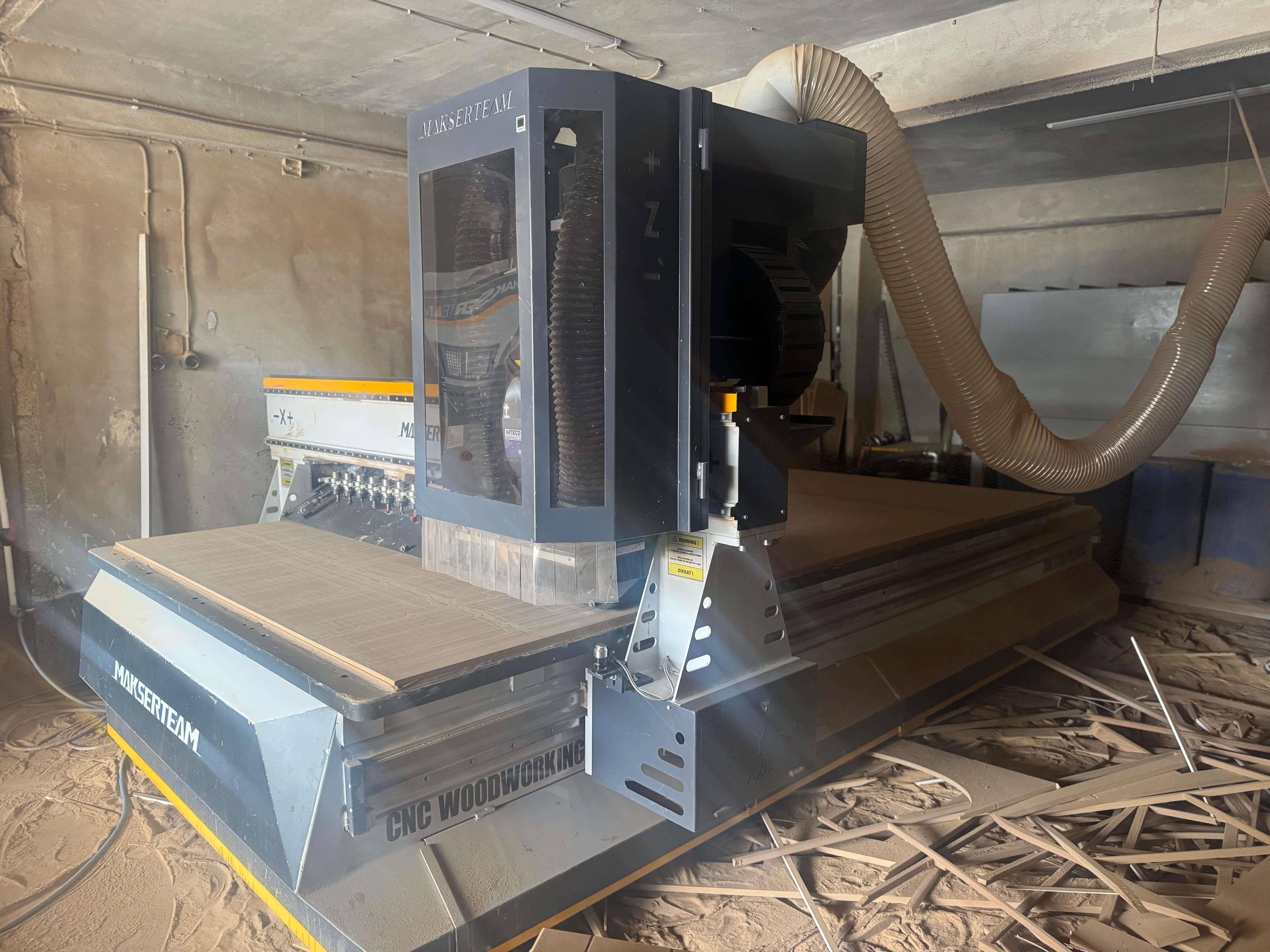 Makser 2136 Premium Süpürmeli Düz Tabla Cnc Makinesi (2024)