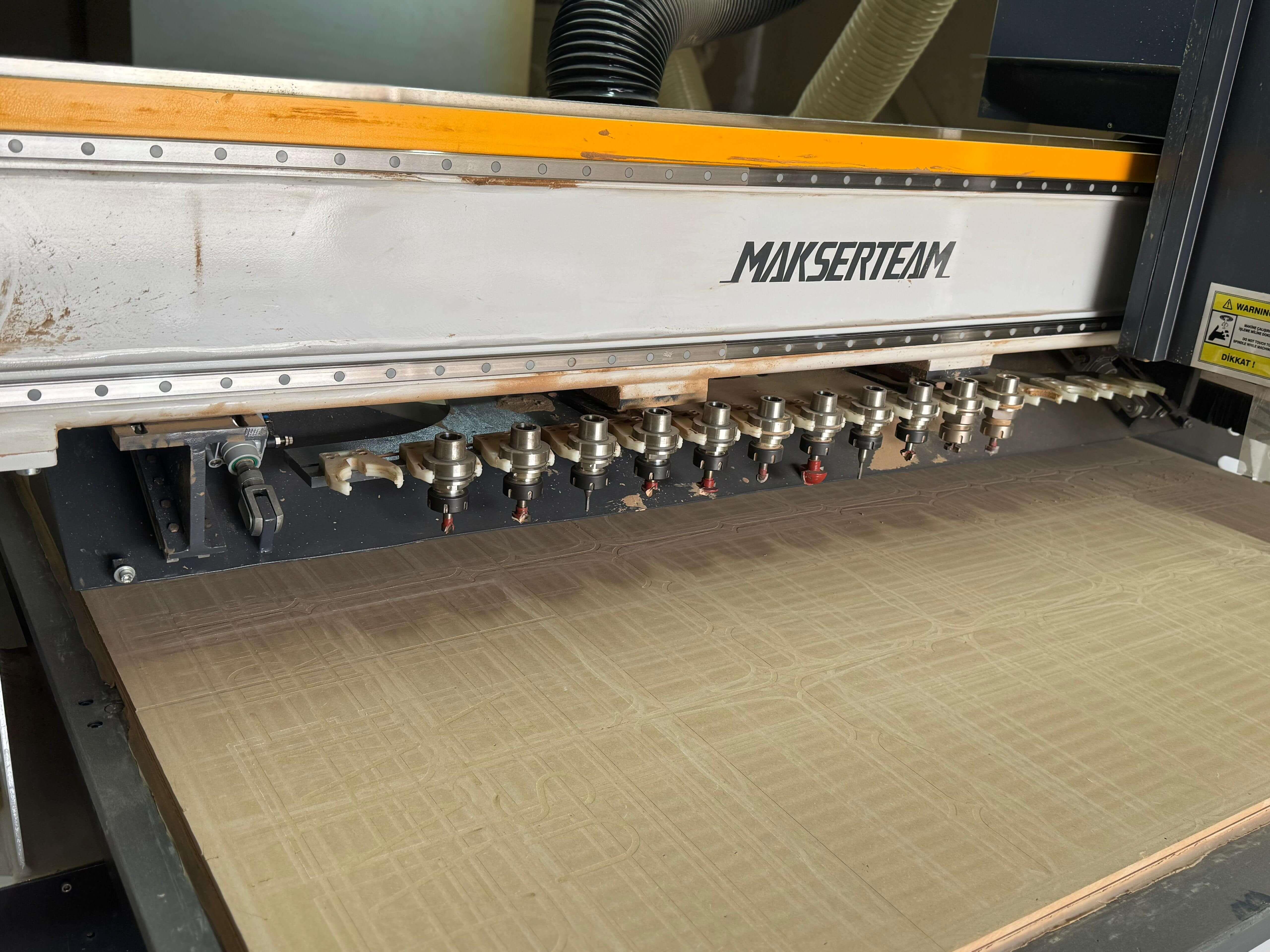Makser 2136 Premium Süpürmeli Düz Tabla Cnc Makinesi (2024)