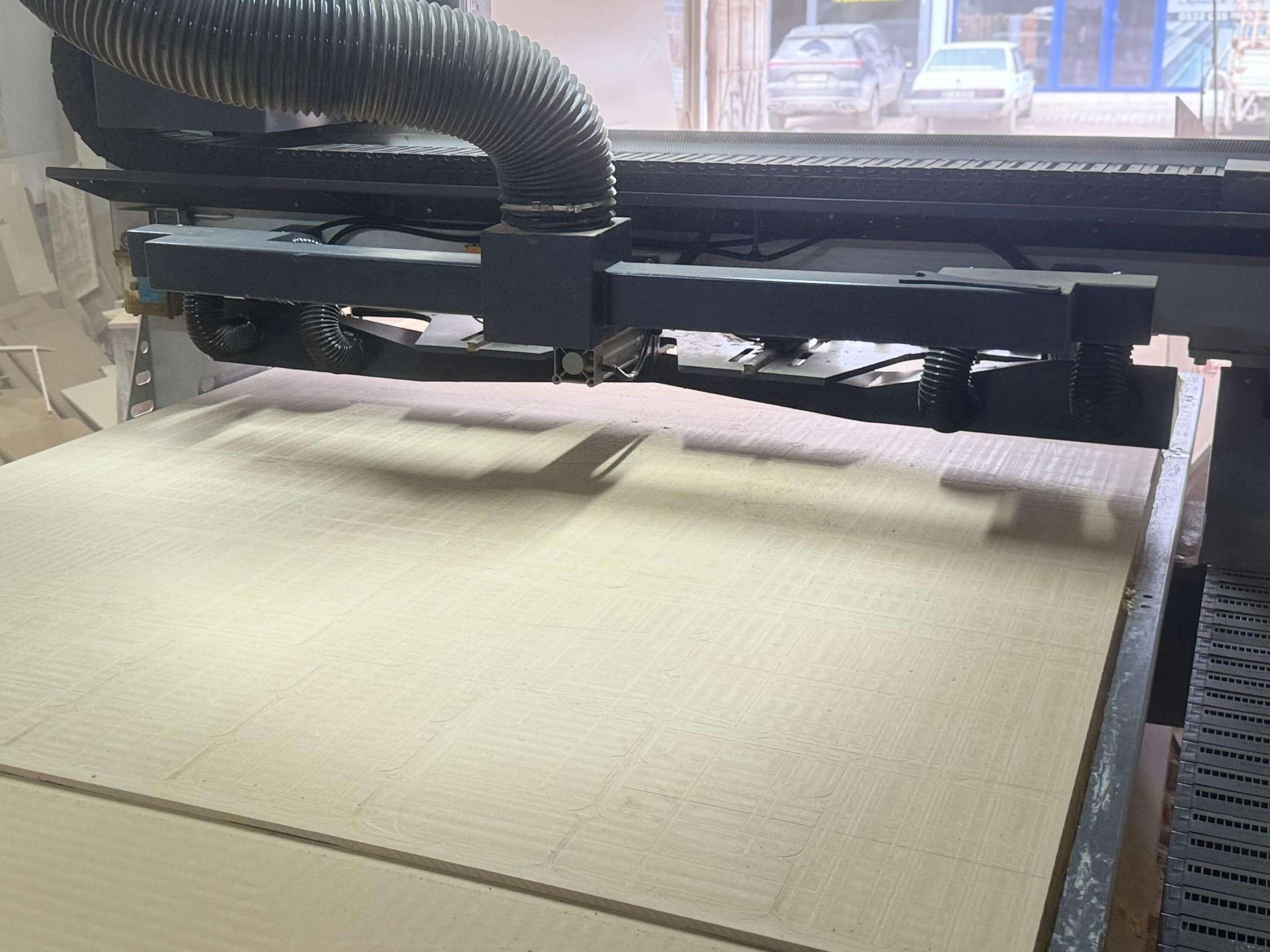 Makser 2136 Premium Süpürmeli Düz Tabla Cnc Makinesi (2024)