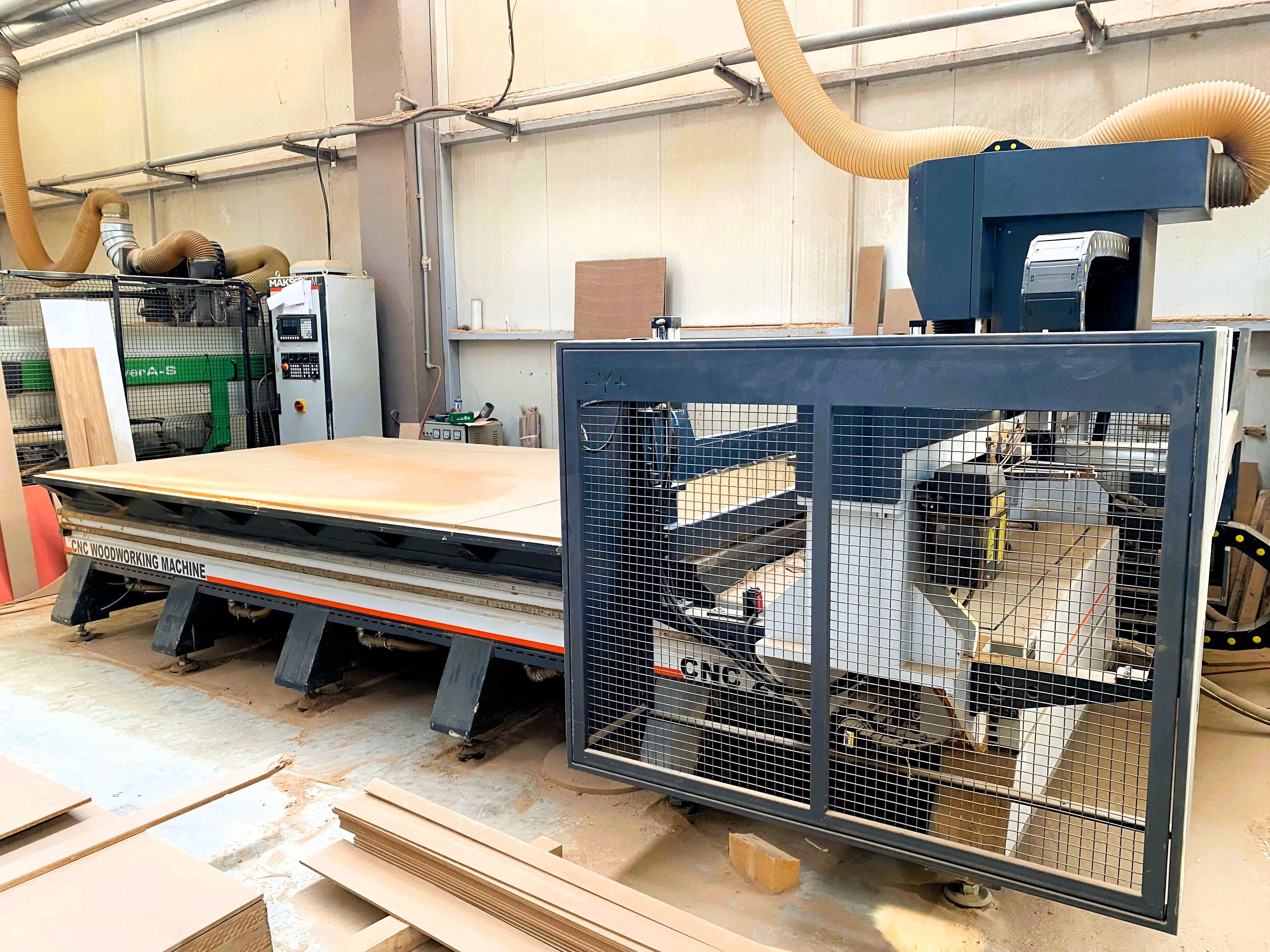 Makser Proline 2136 Süpürmeli Düz Tabla Cnc Makinesi (2019)