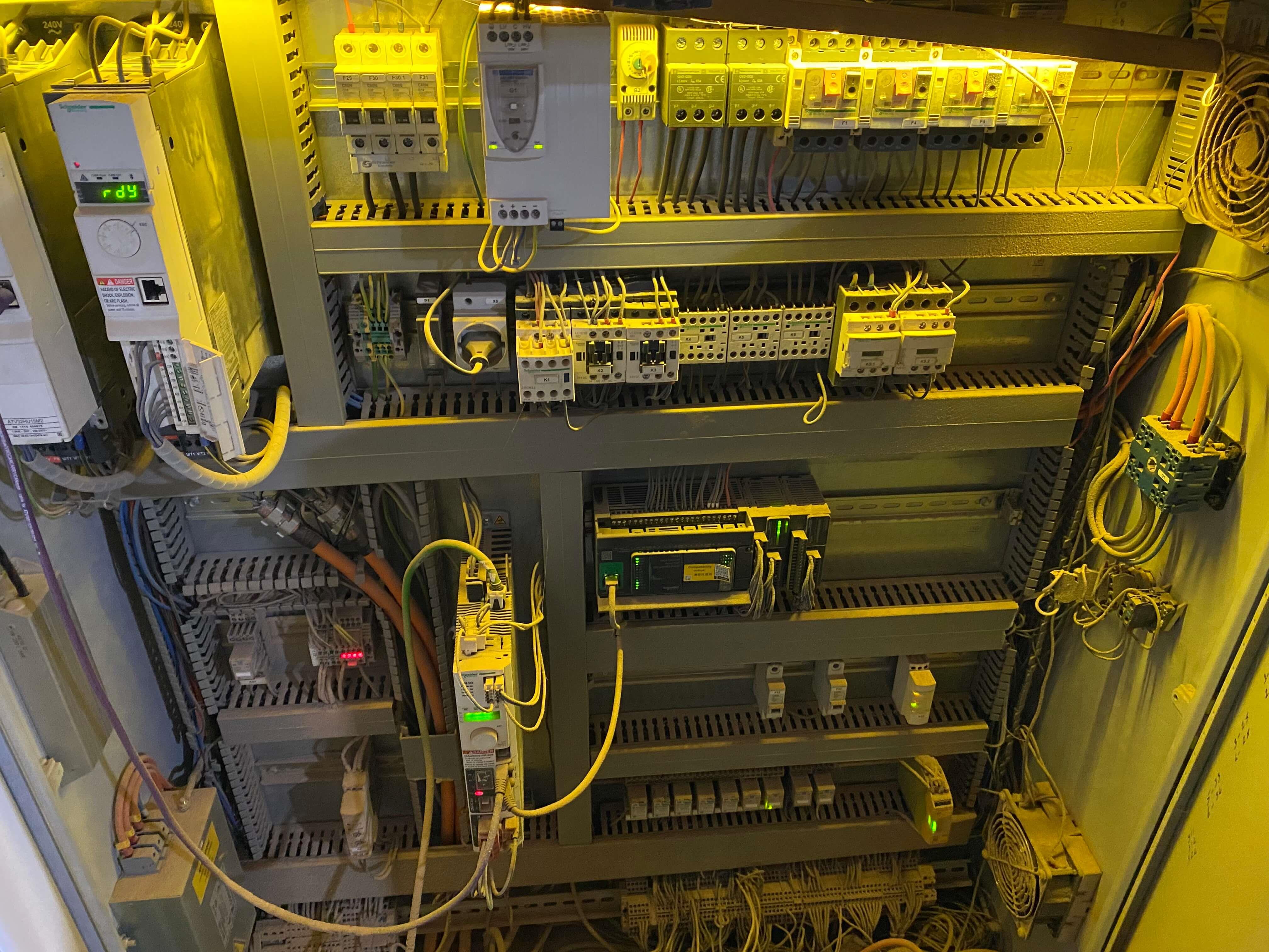 Mayer PS Z 9 Önden Yüklemeli Panel Ebatlama Makinesi (2011)