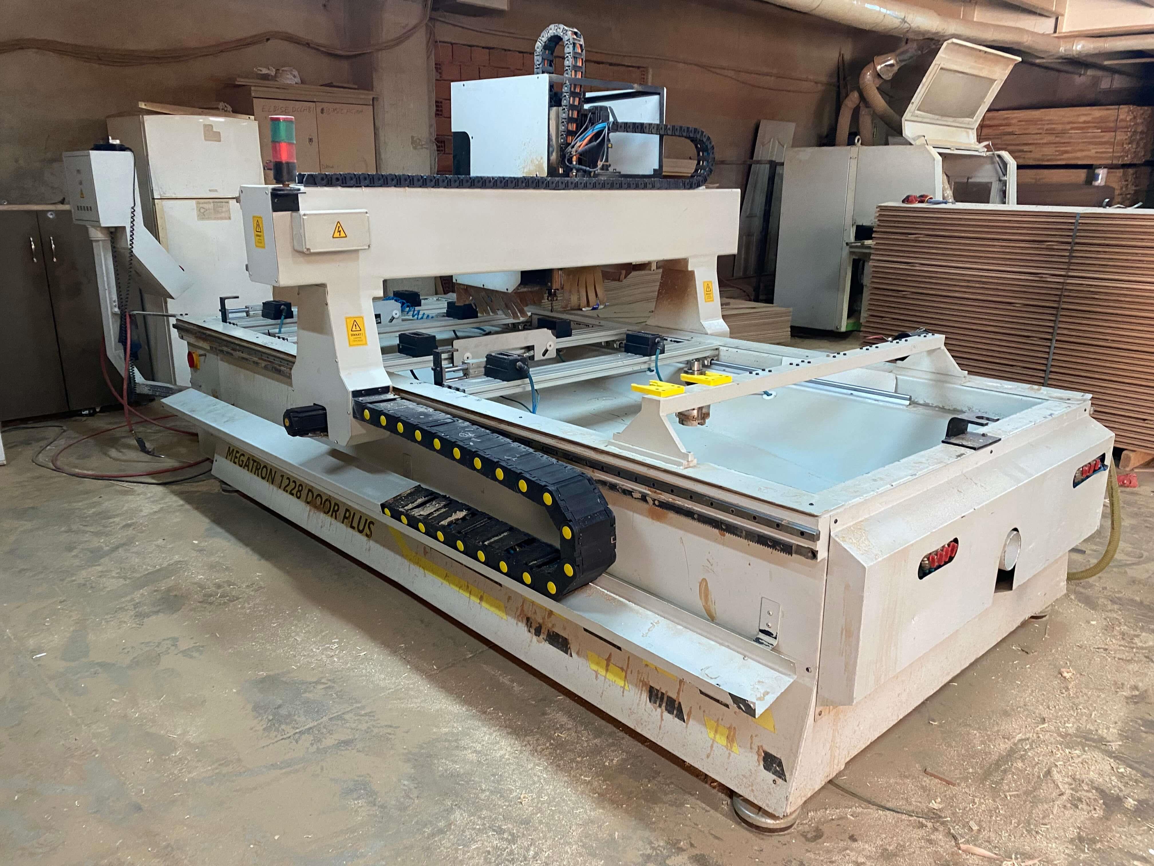 Megatron Megadoor 1228 Kapı Cnc Makinesi (2014)