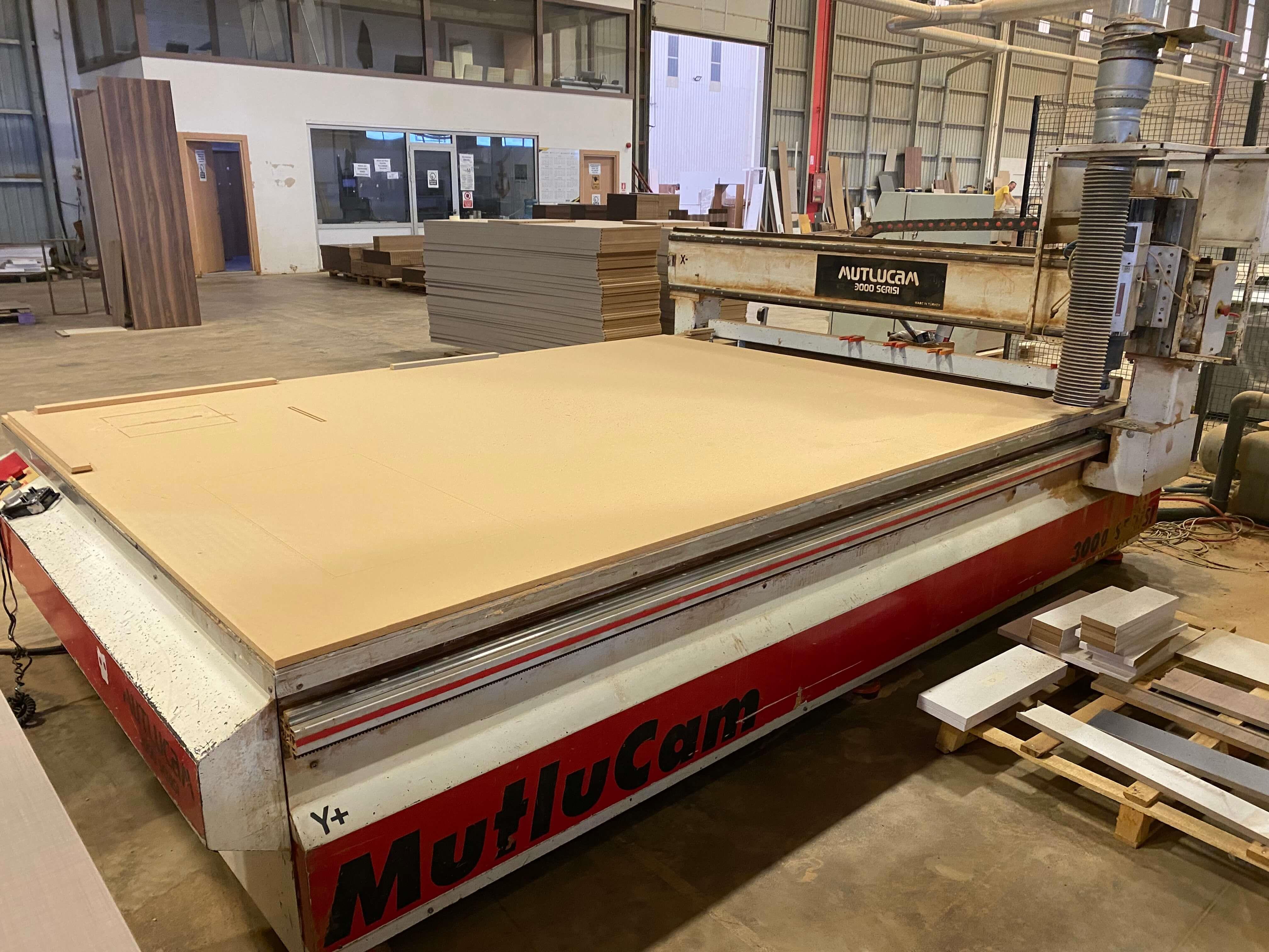 Mutlucam 2128 Düz Tabla Cnc Makinesi (2015) - Marcus Makine Uzmanı