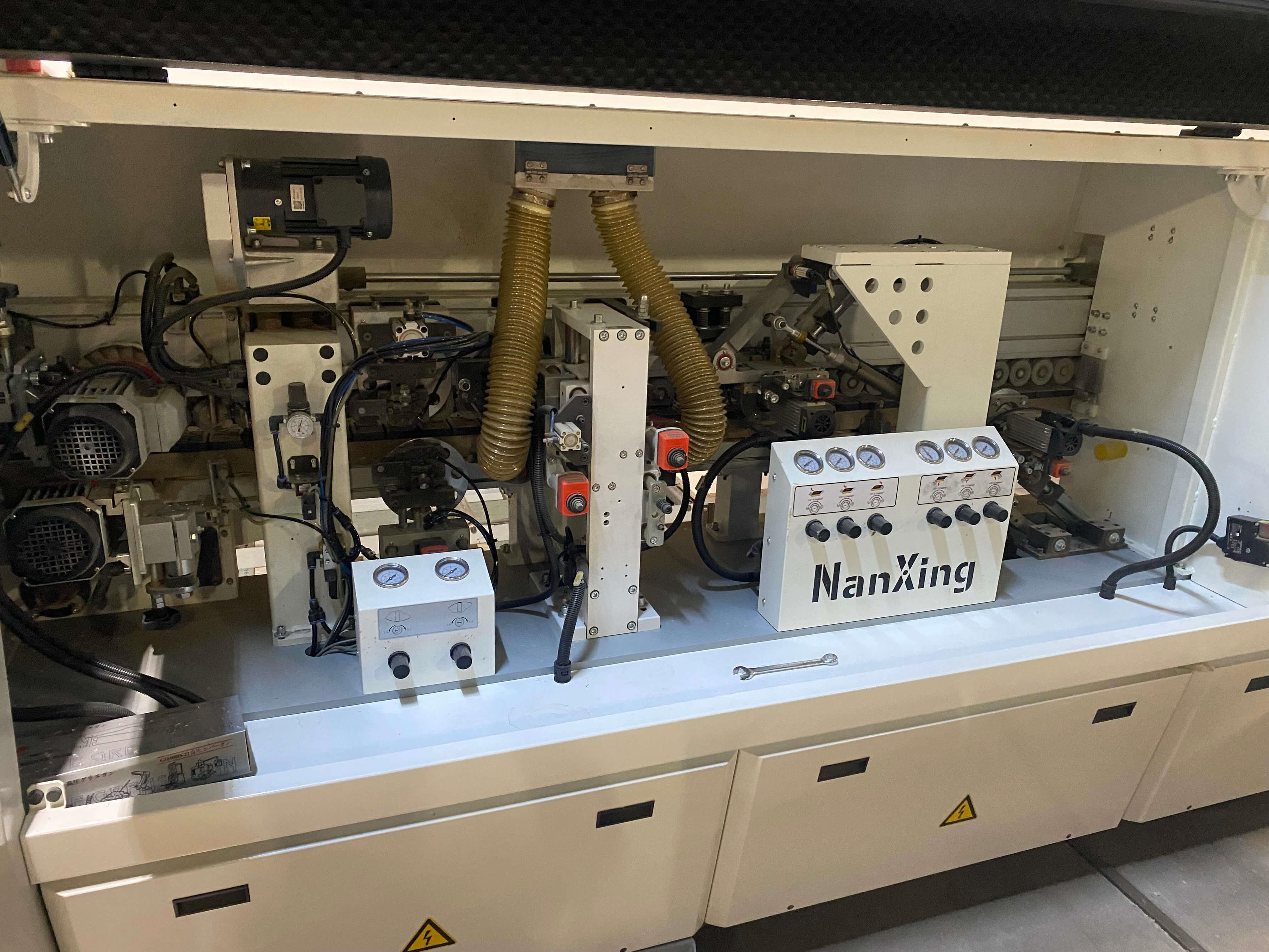 Nanxing NB 875 E Soft-forming Kenar Bantlama Makinesi (2023)