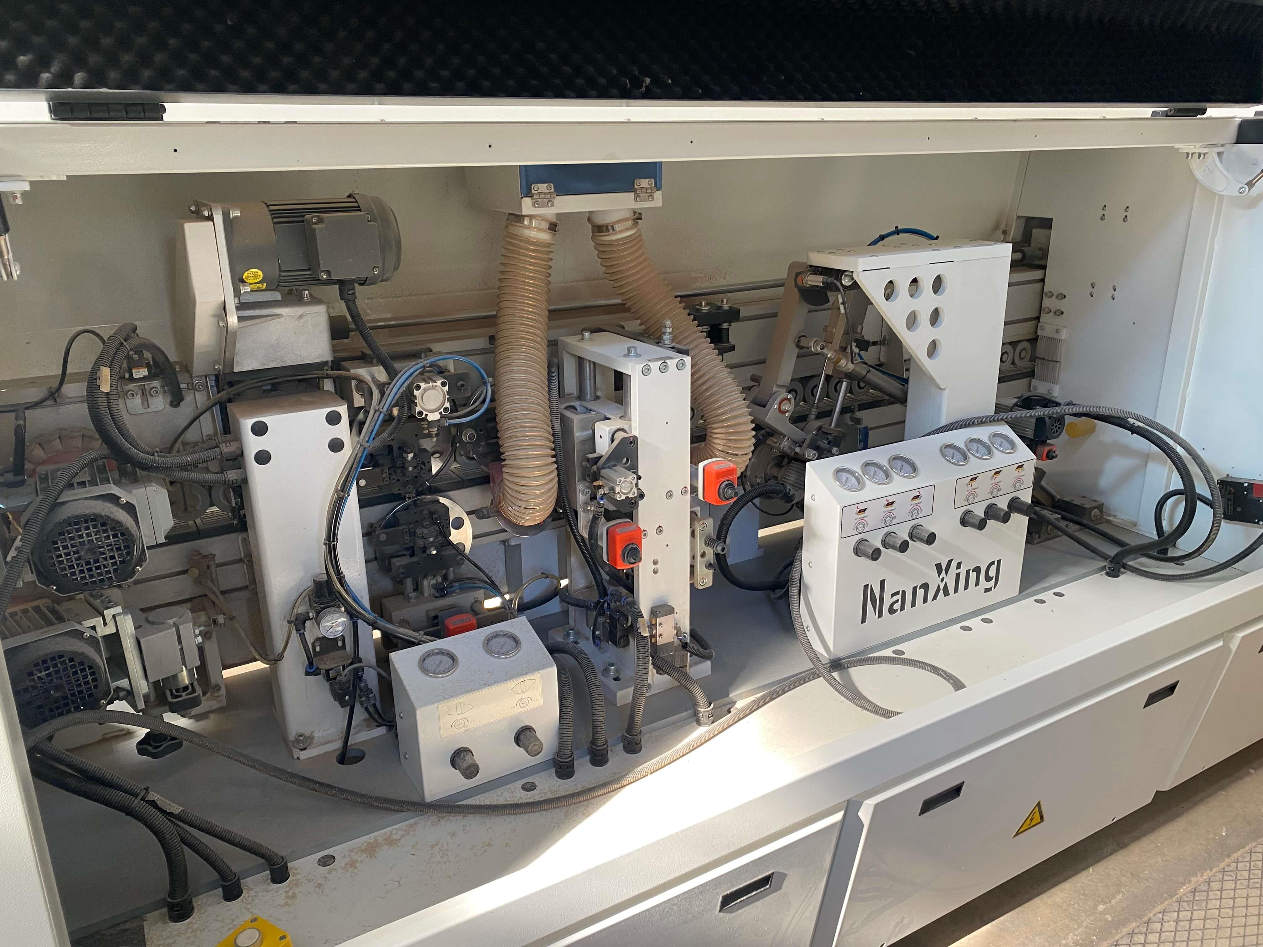 Nanxing NB 875 E Softforming Kenar Bantlama Makinesi (2022)
